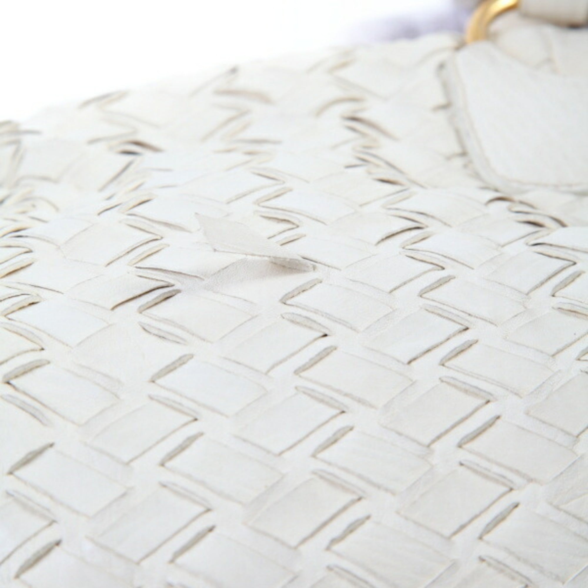 Miu Miu White Handbag (Pre-Owned)