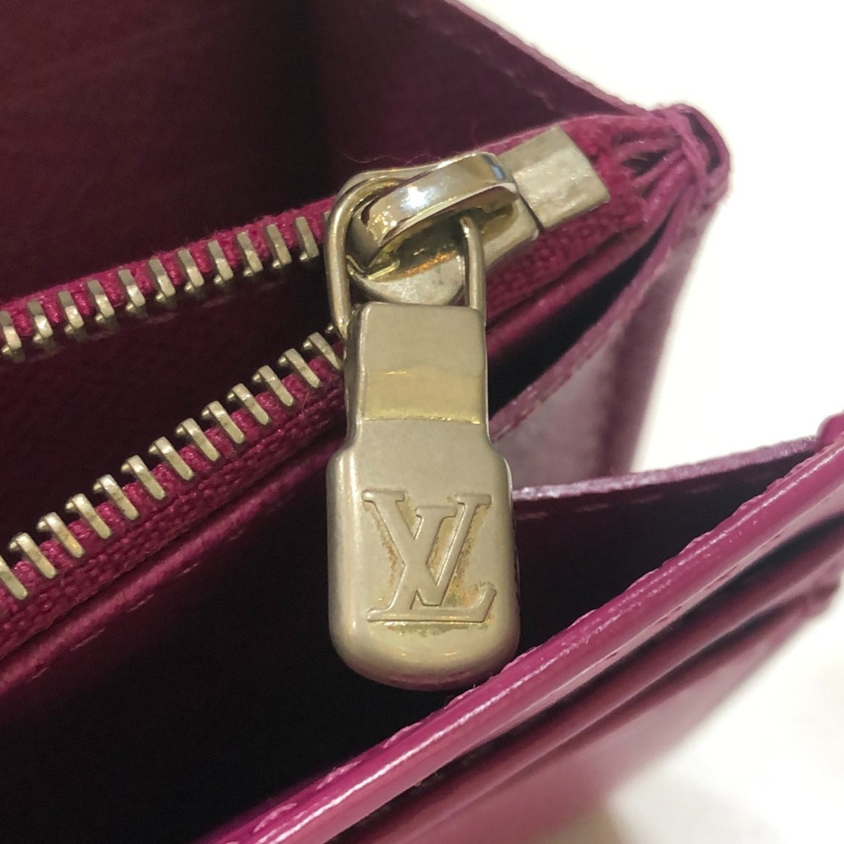 Louis Vuitton Epi Fuchsia Purple Epi Leather Long Wallet (Bi-Fold) (Pre-Owned)