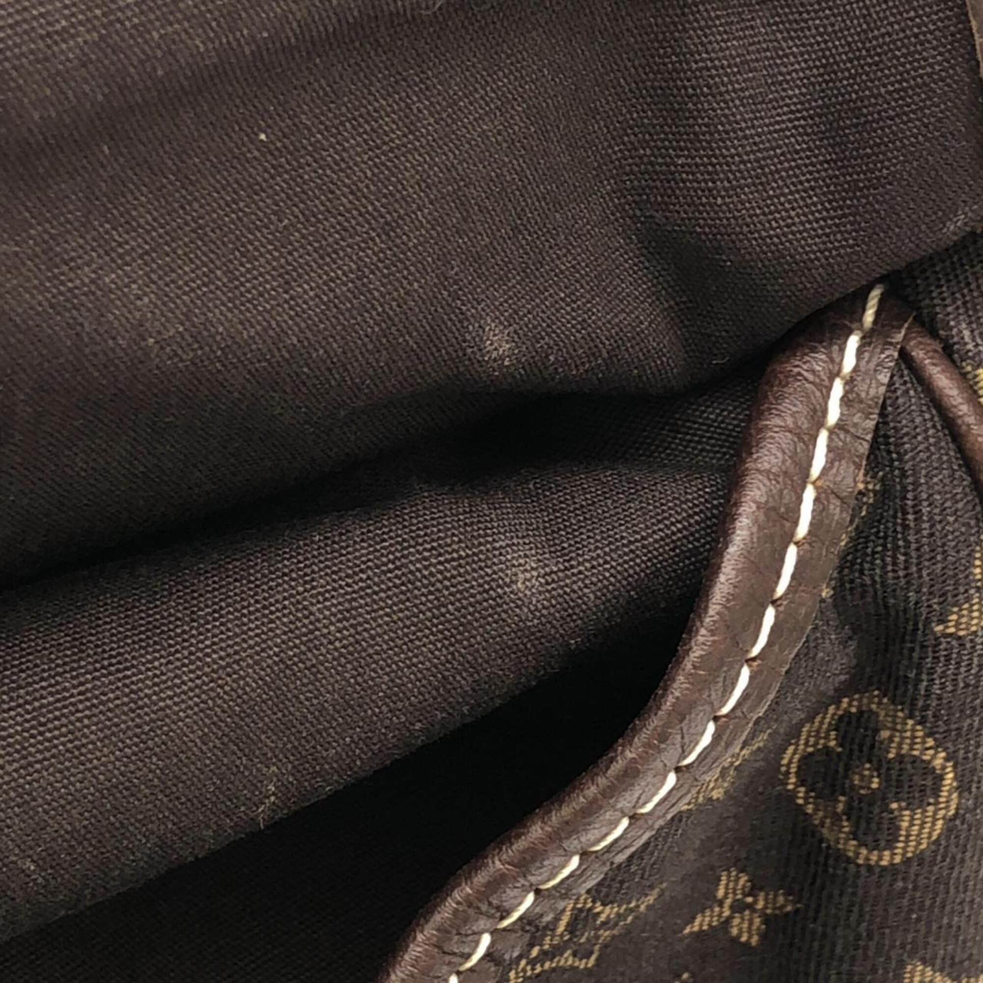 Louis Vuitton Brown Canvas Shoulder Bag (Pre-Owned)
