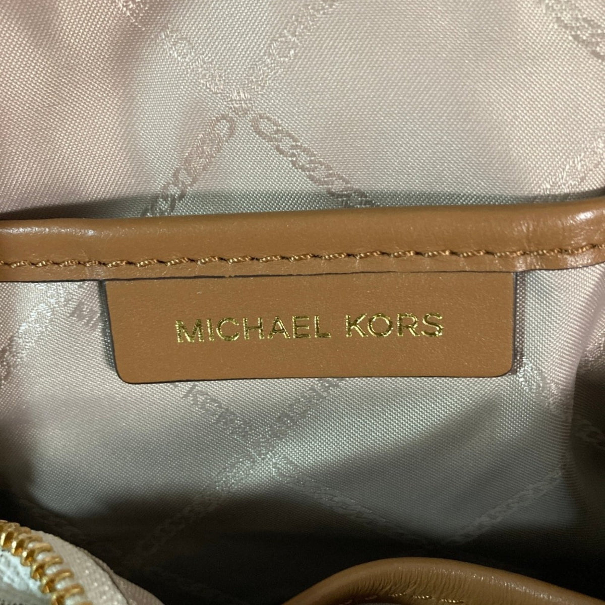 Michael Kors White Backpack (Pre-Owned)