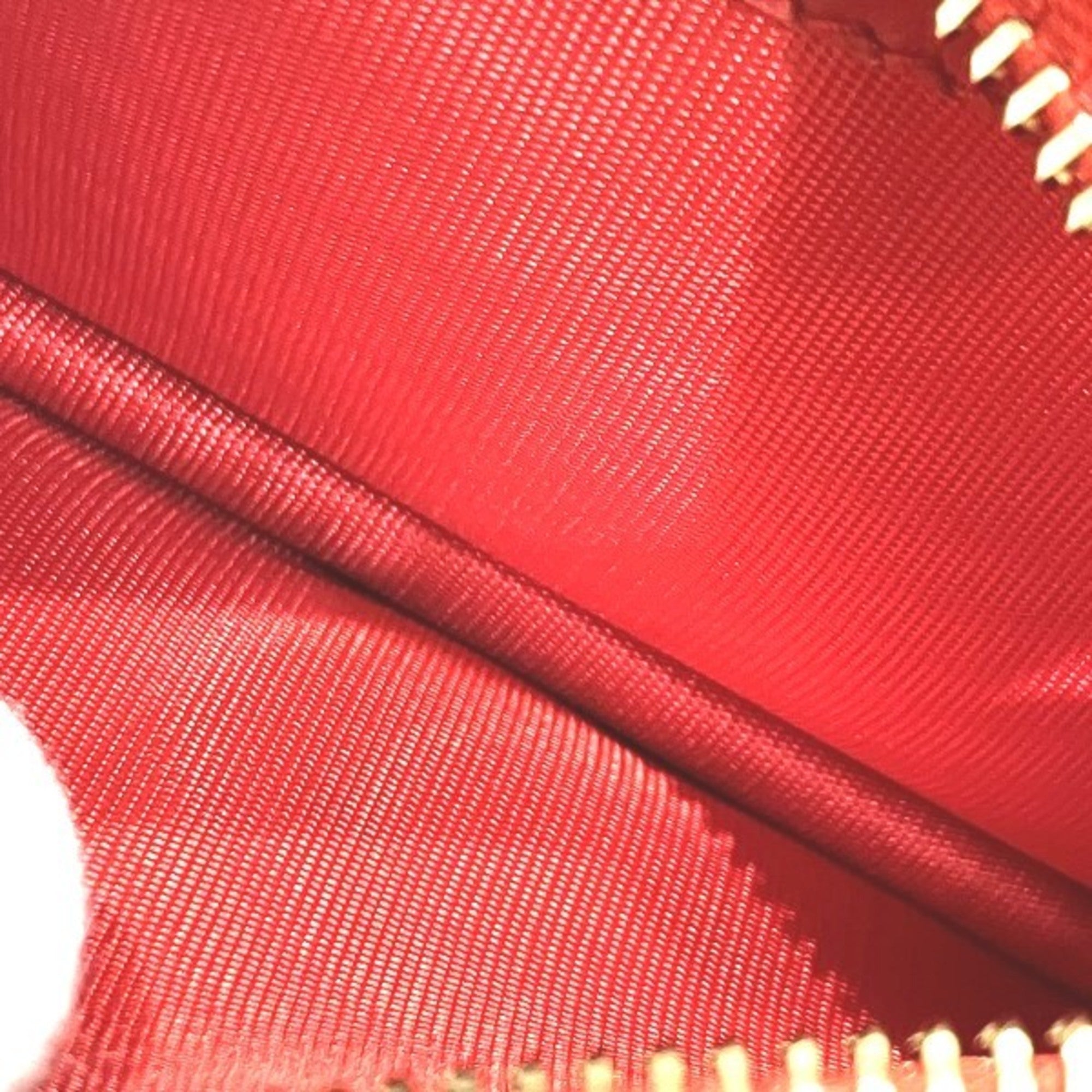 Christian Dior Red Color Leather Wallet (Bi-Fold) (Pre-Owned)