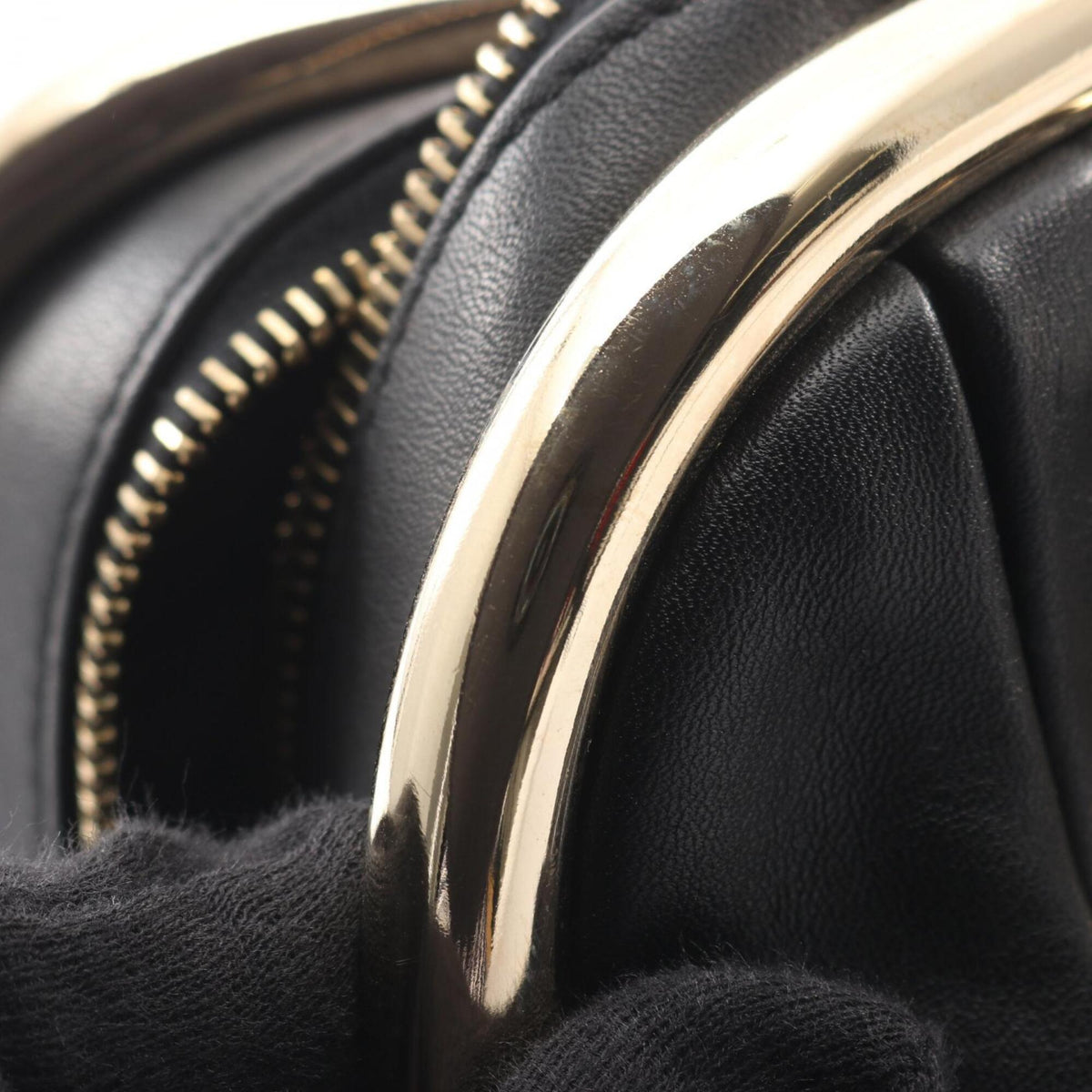 Bally Black Leather Handbag (Pre-Owned)