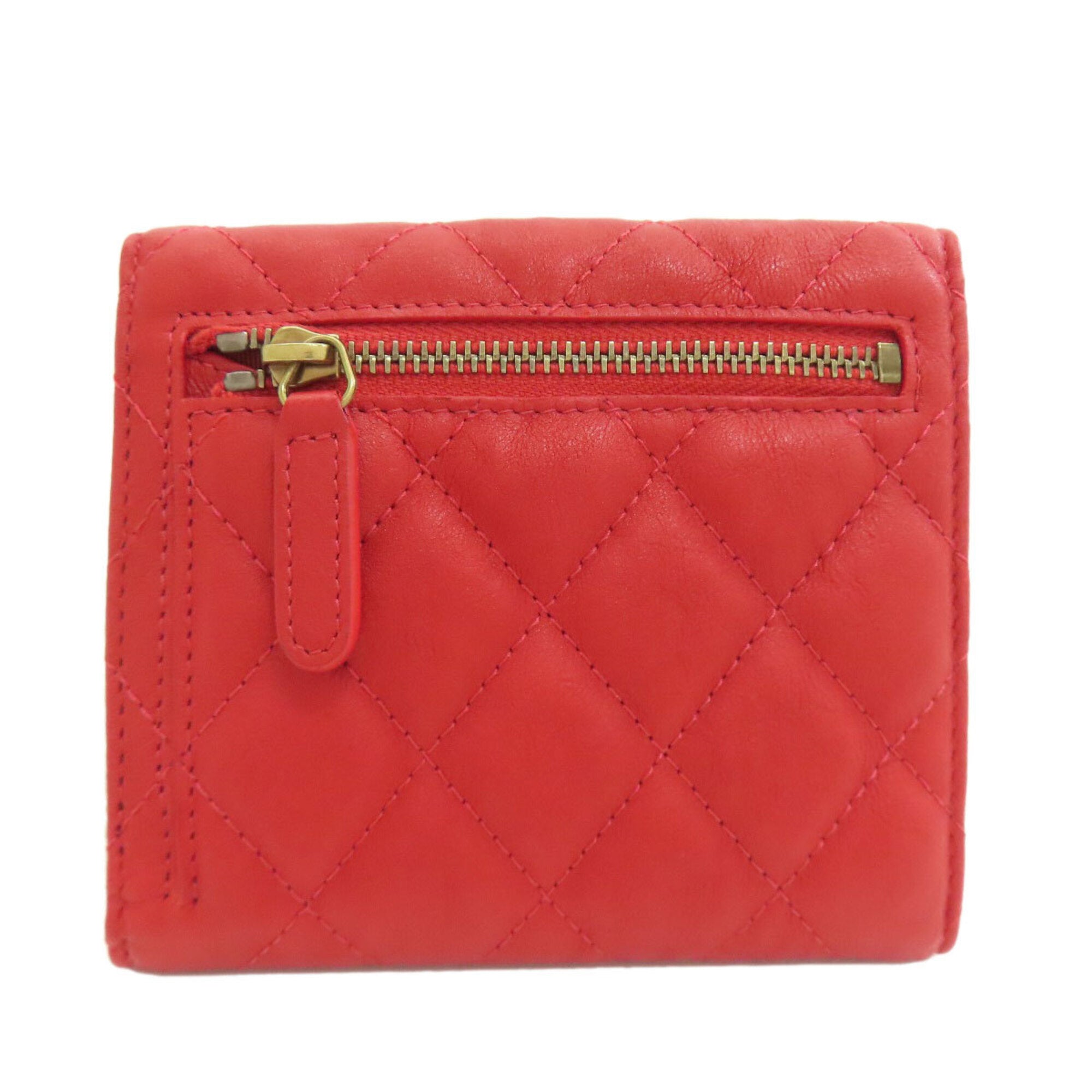 Chanel Red Color Leather Wallet (Bi-Fold) (Pre-Owned)