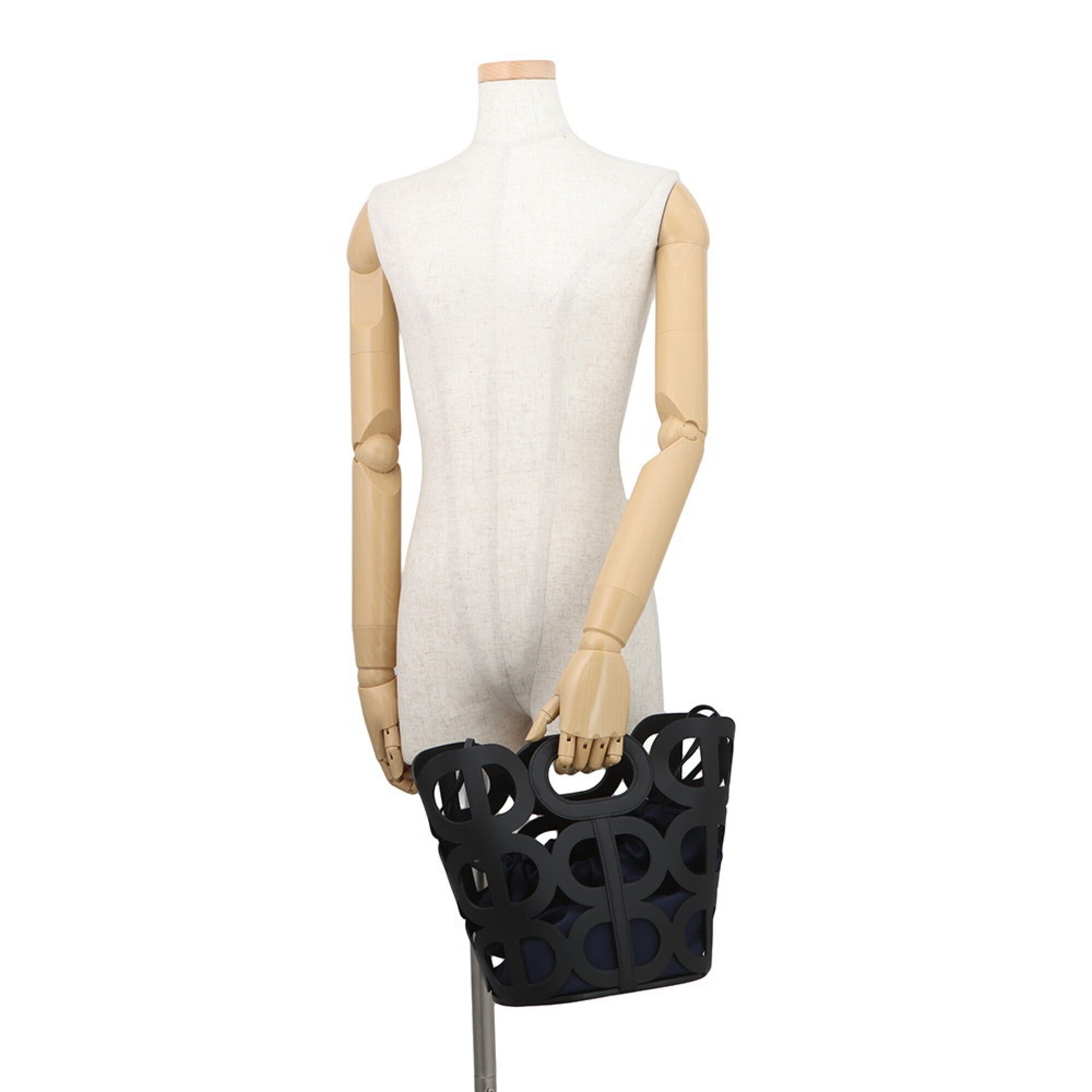 Hermes Kara Black Navy Silk Handbag (Pre-Owned)