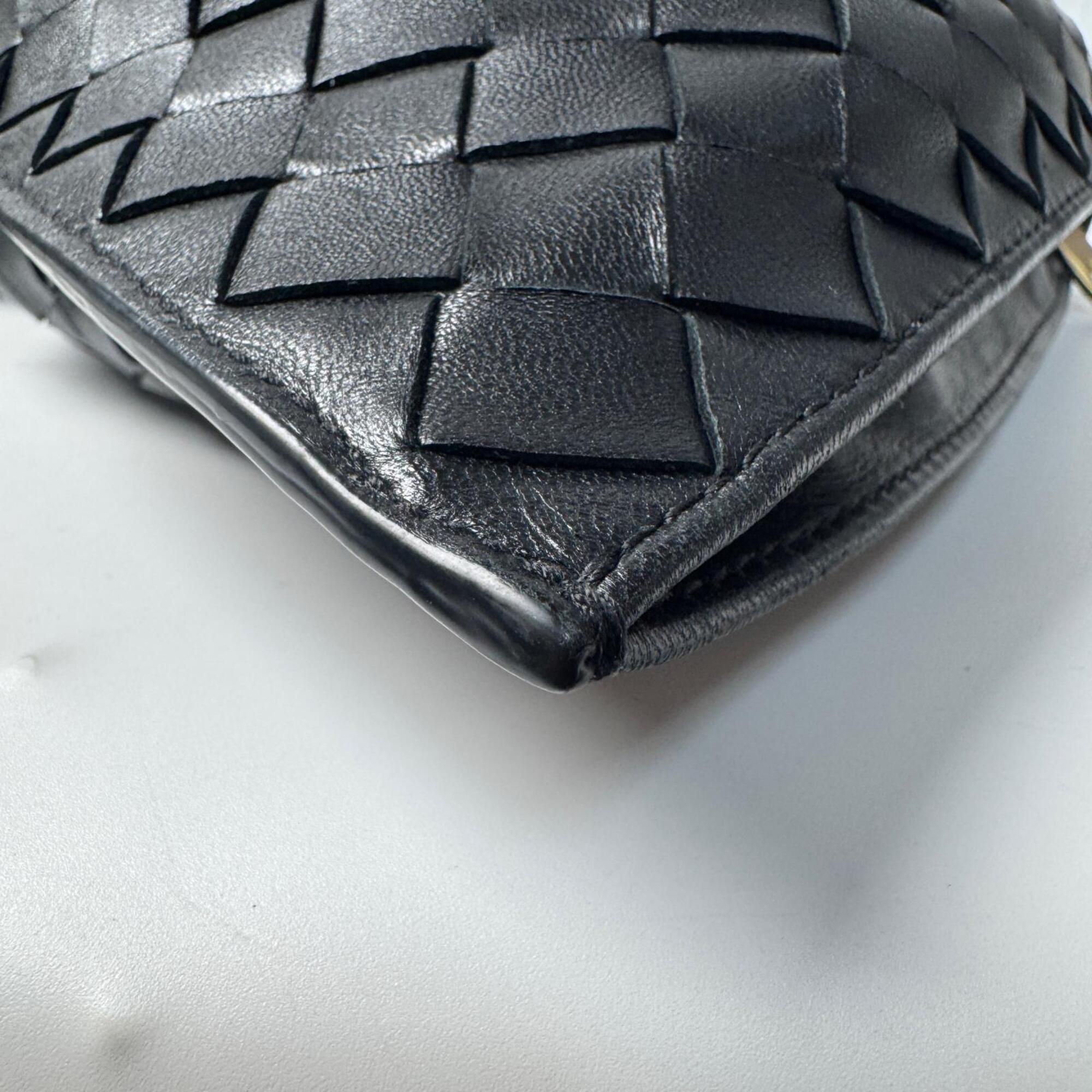Bottega Veneta Black Leather Handbag (Pre-Owned)