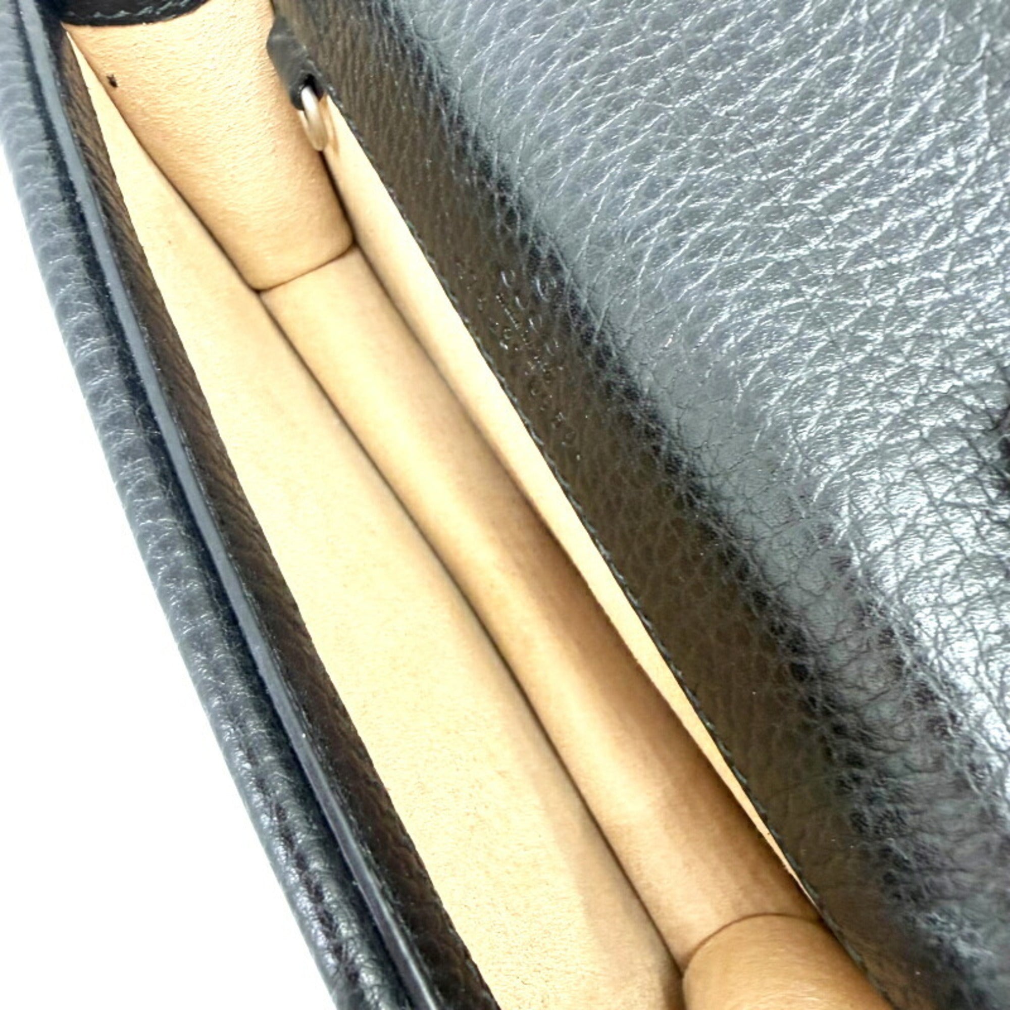Gucci Black Leather Shoulder Bag (Pre-Owned)
