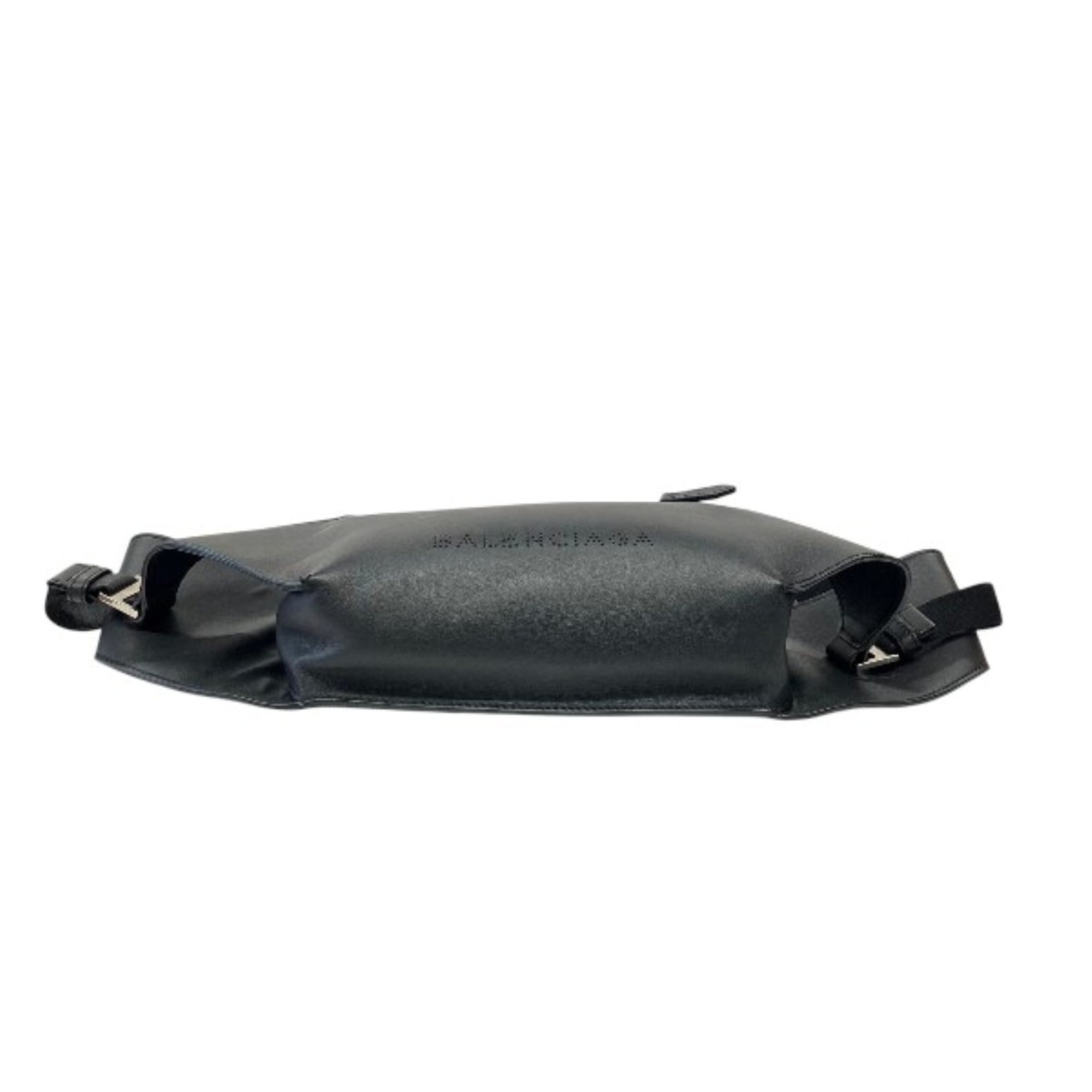 Balenciaga Black Leather Shoulder Bag (Pre-Owned)