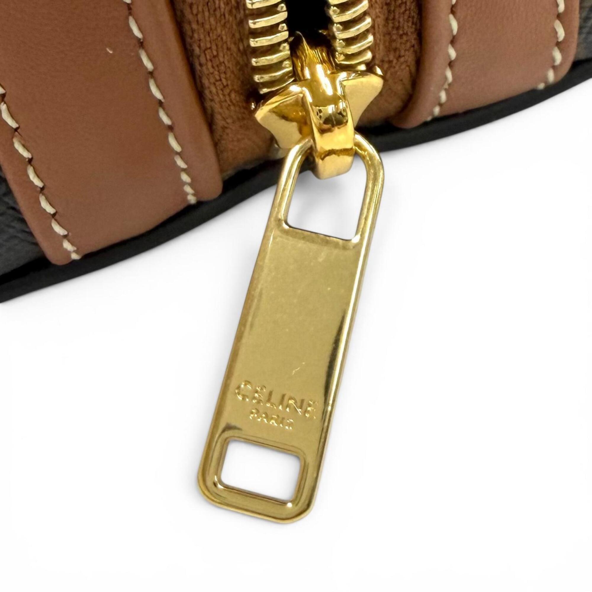 Celine Brown Leather Pouch (Pre-Owned)