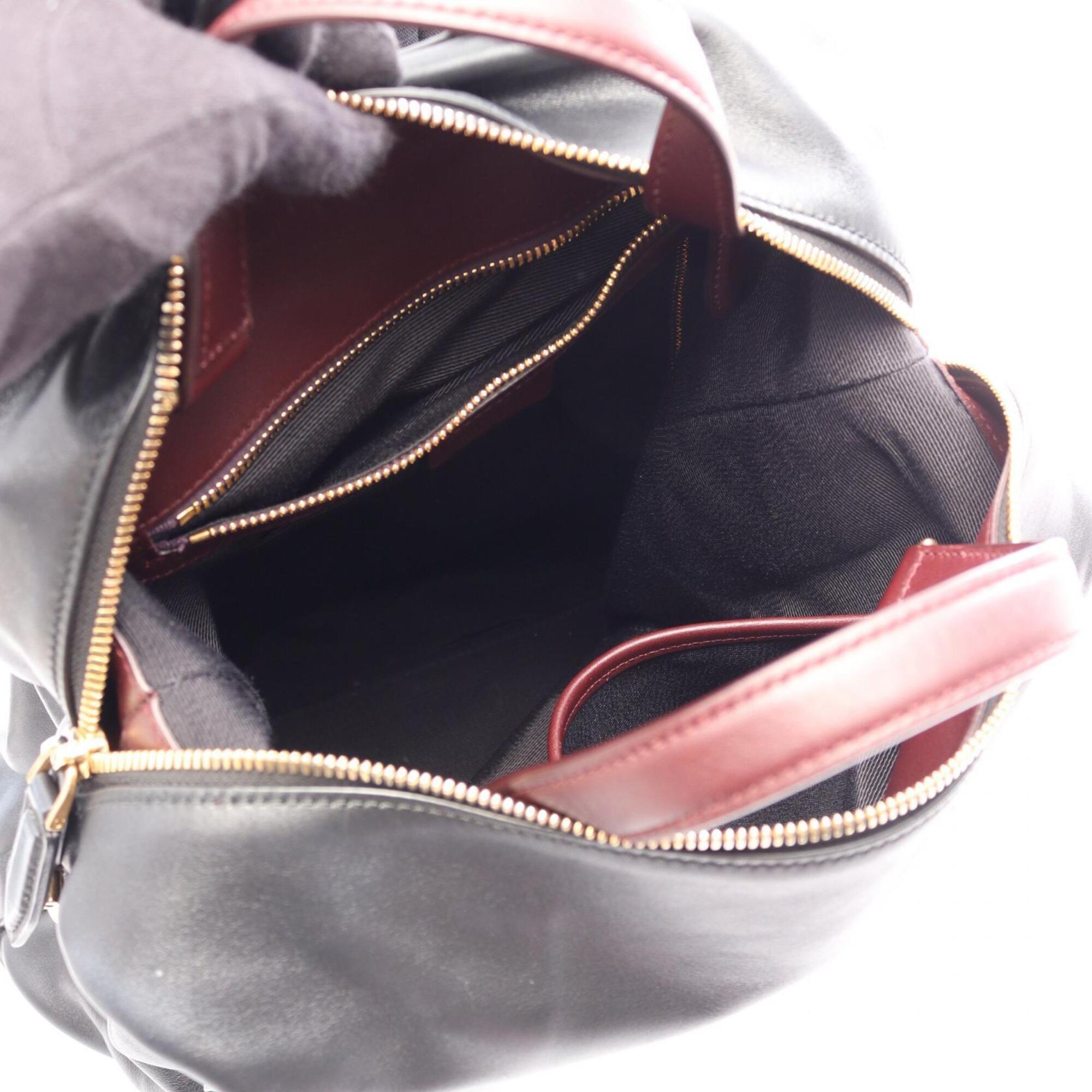 Salvatore Ferragamo Black Leather Backpack Handbag (Pre-Owned)