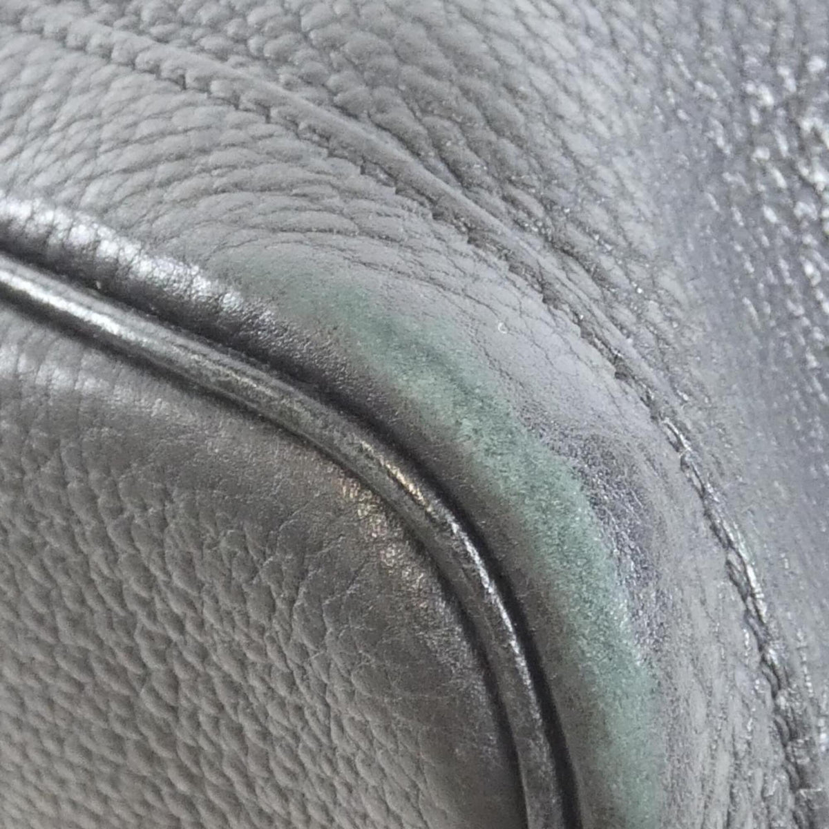 Hermes Black Negonda Leather Handbag (Pre-Owned)