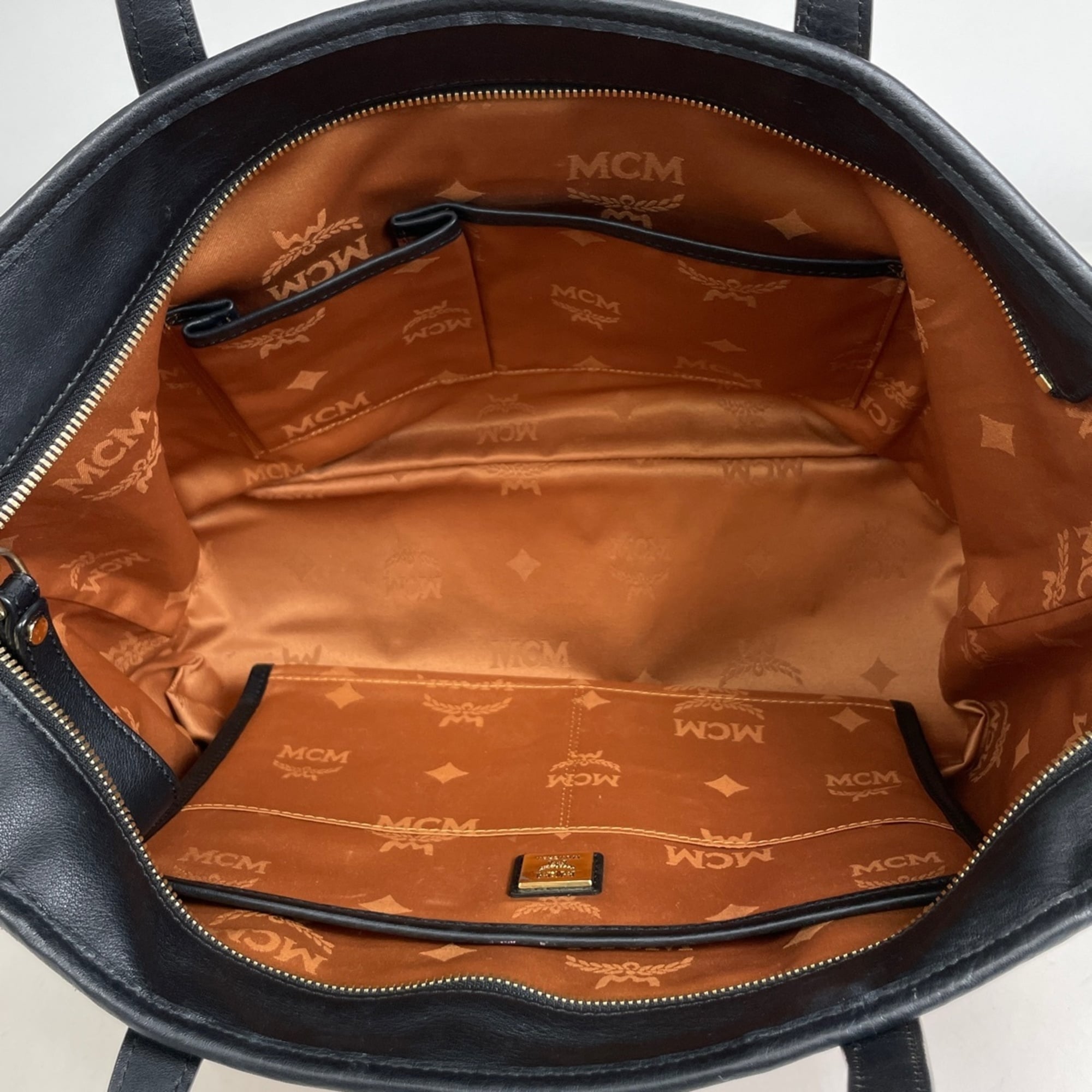 Mcm Visetos Brown Leather Shoulder Bag Tote Bag (Pre-Owned)