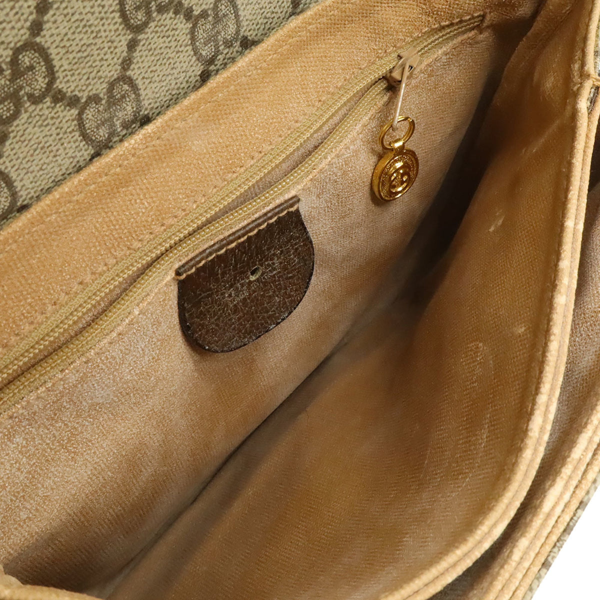 Gucci Beige Brown Green Red Color White Gg Plus Pochette Shoulder Bag (Pre-Owned)
