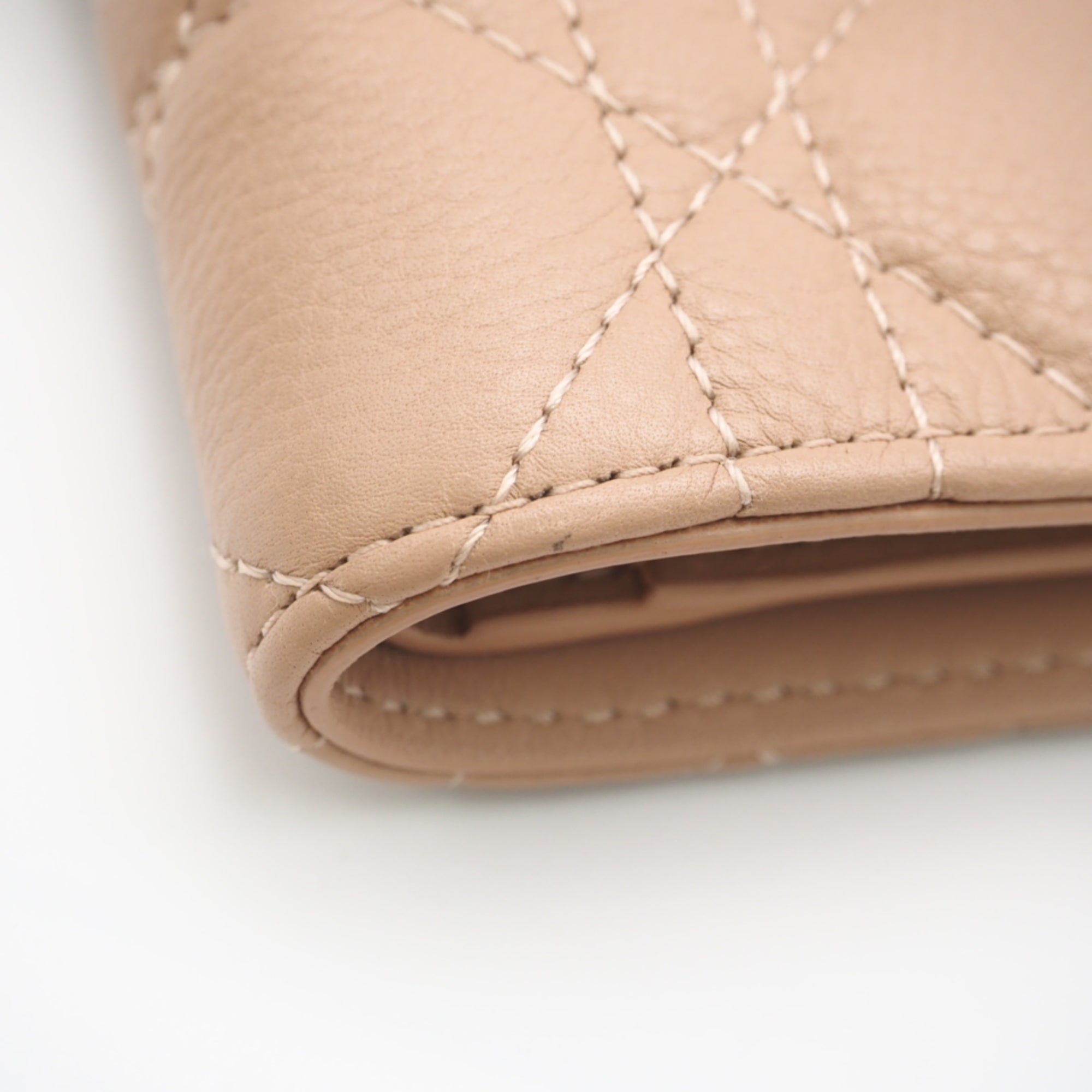 Christian Dior Pink Beige Leather Wallet (Bi-Fold) (Pre-Owned)