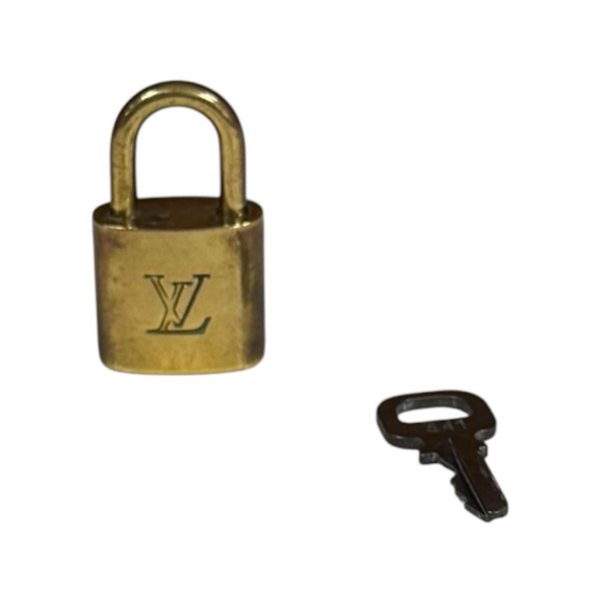 Louis Vuitton Brown Monogram Handbag (Pre-Owned)