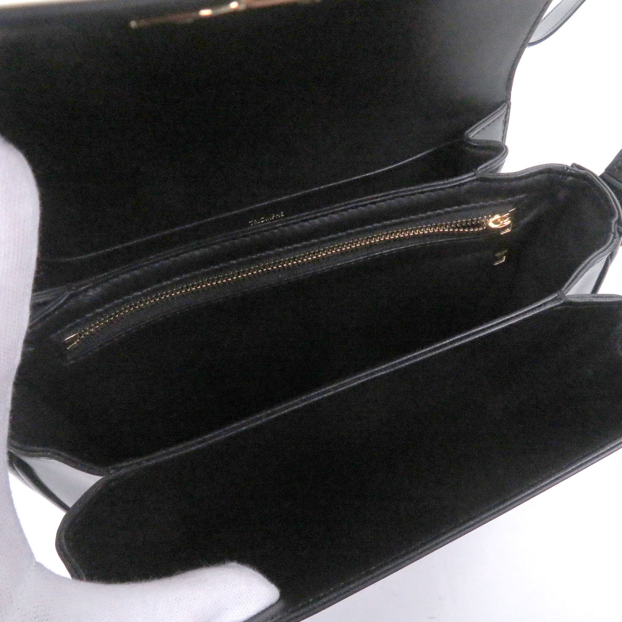 Celine Black Leather Shoulder Bag (Pre-Owned)