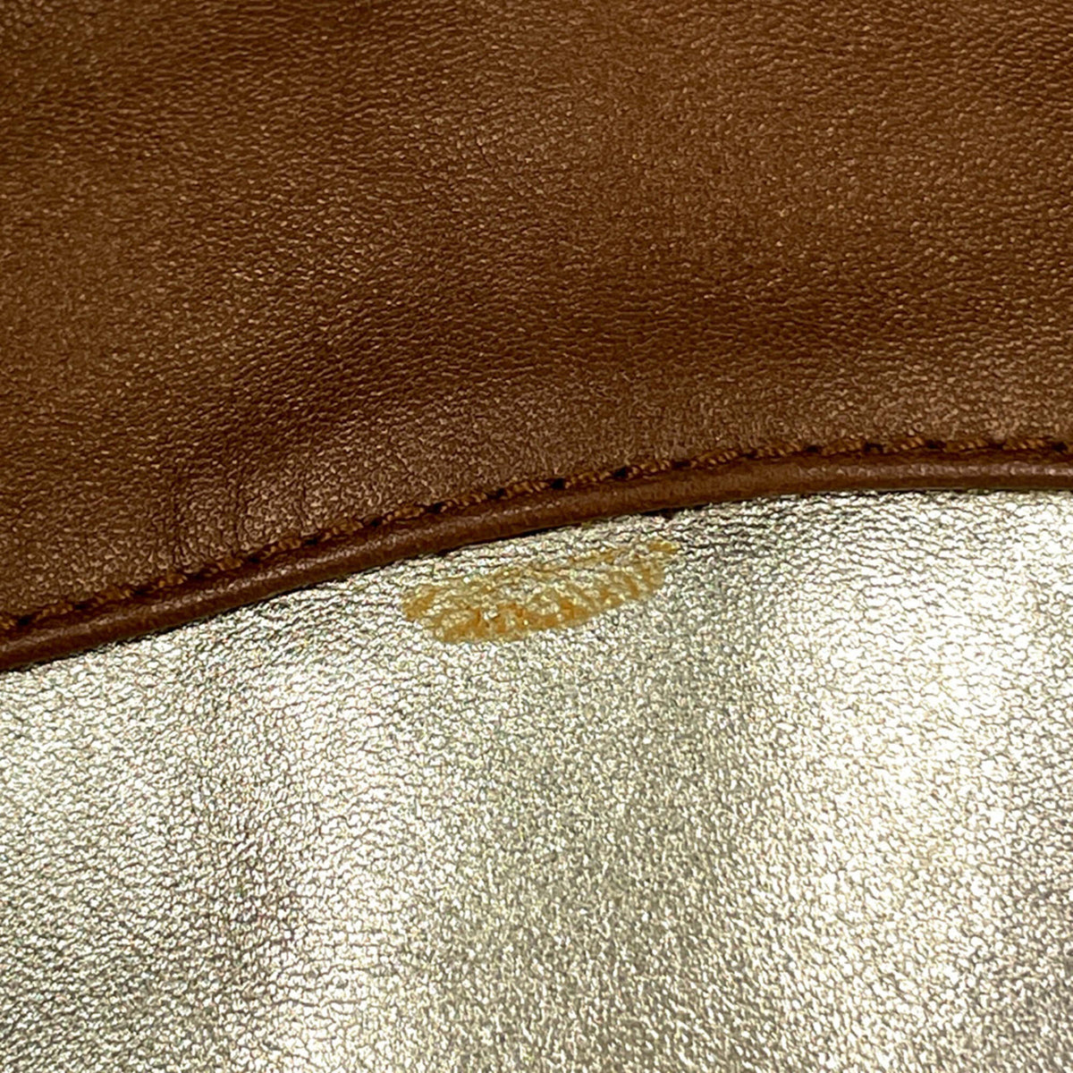Loewe Gold Leather Handbag (Pre-Owned)