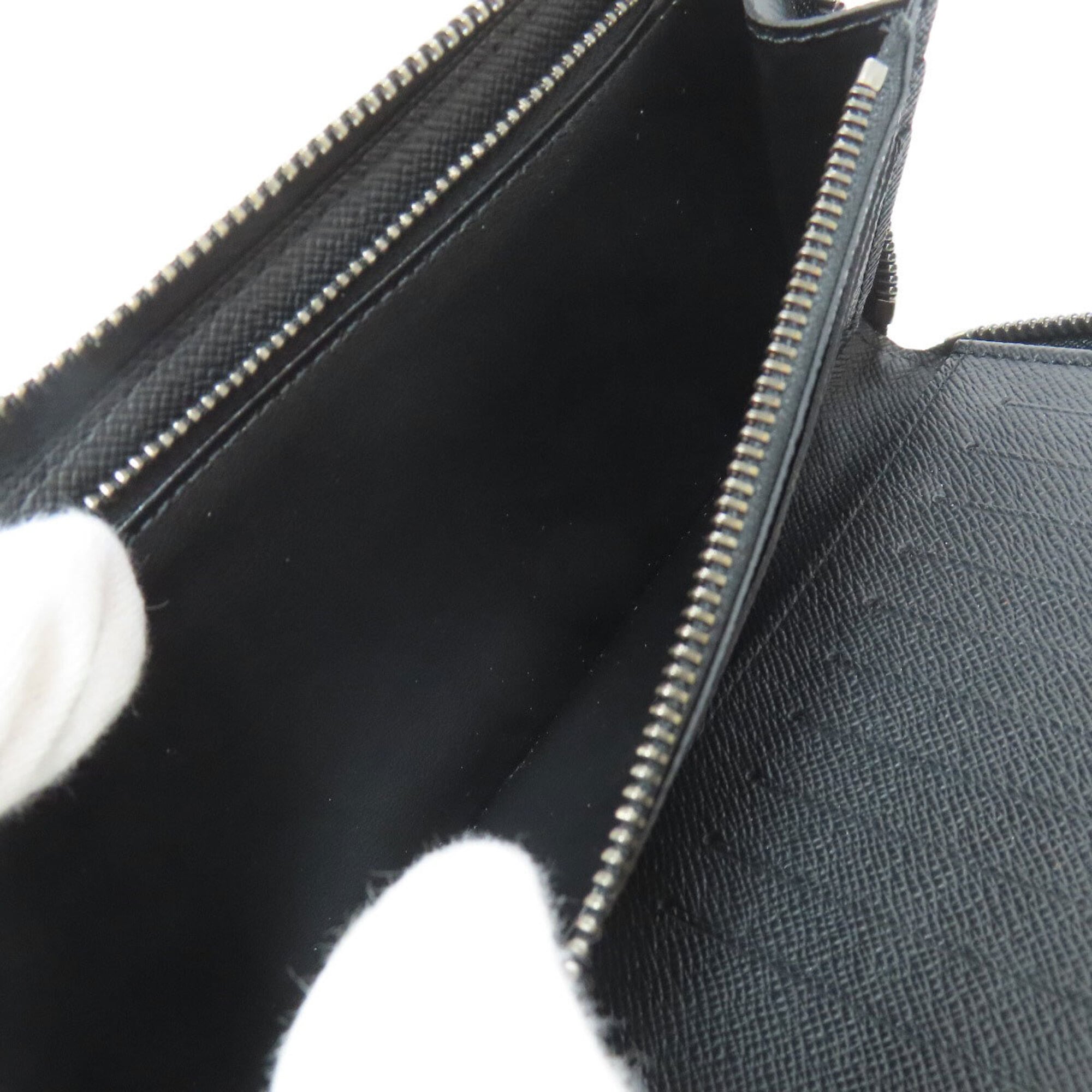 Louis Vuitton Black Monogram Eclipse Long Wallet (Bi-Fold) (Pre-Owned)