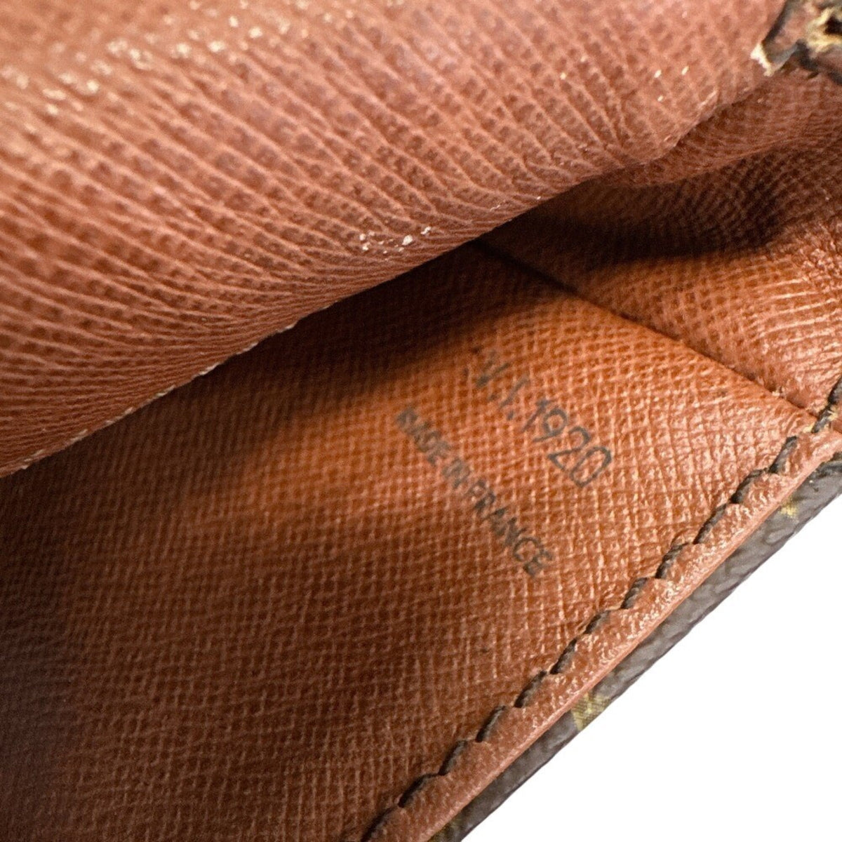 Louis Vuitton Monogram Brown Monogram Leather Shoulder Bag (Pre-Owned)