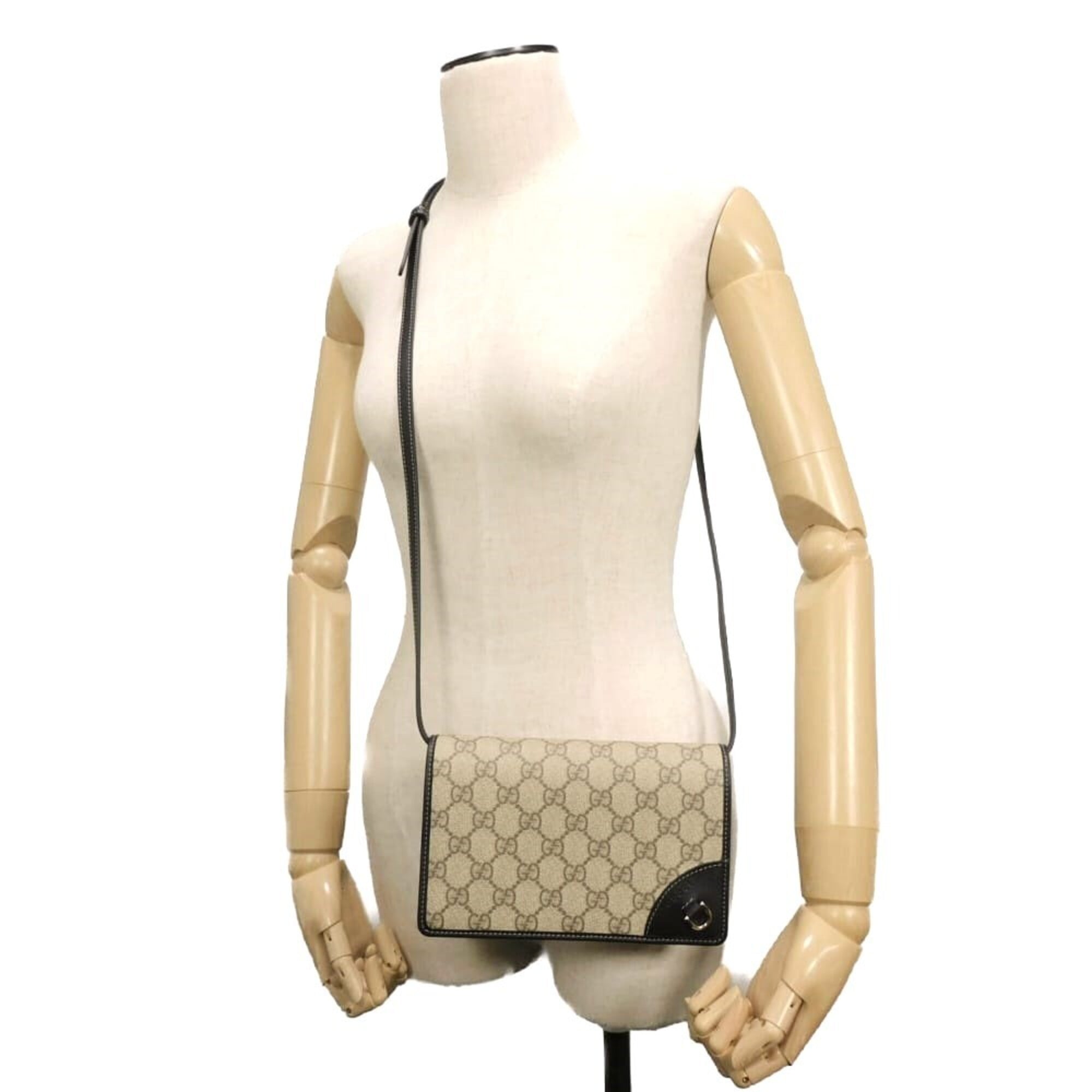 Gucci Beige Black Gg Supreme Leather Shoulder Bag (Pre-Owned)