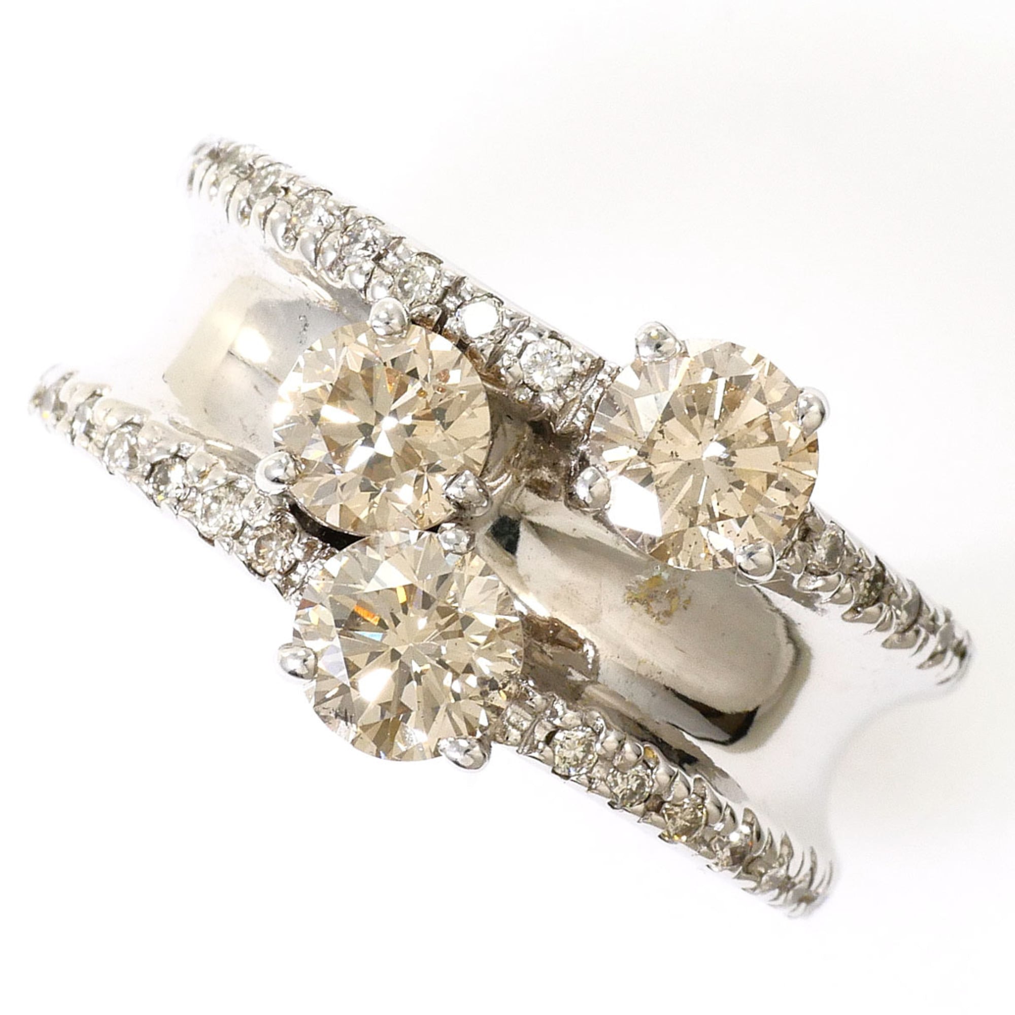 Unbranded White Gold White Gold (18K) Band Ring (Pre-Owned)