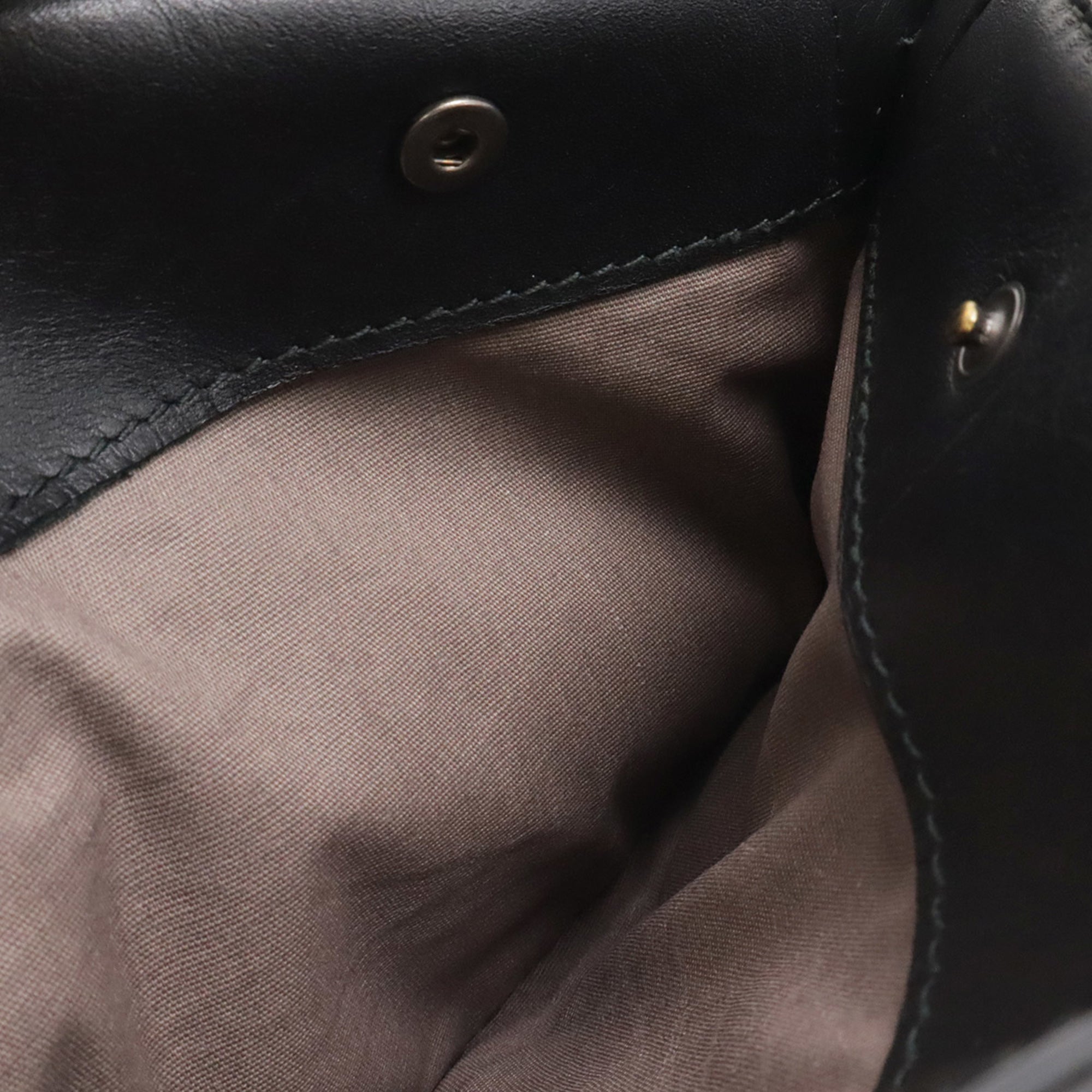 Bottega Veneta Intrecciato Black Leather Sling Bag (Pre-Owned)