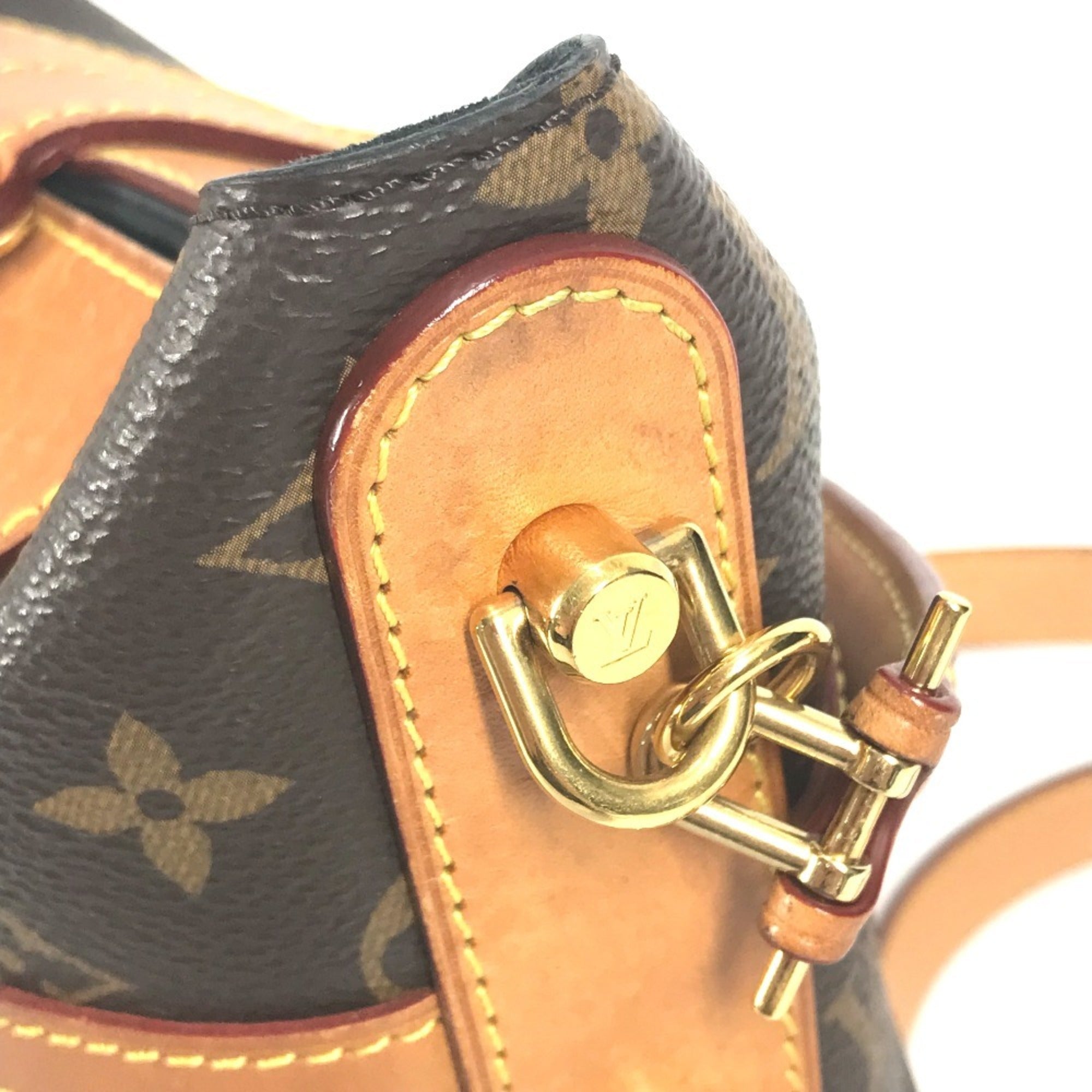 Louis Vuitton Monogram Brown Monogram Handbag Pochette Shoulder Bag (Pre-Owned)