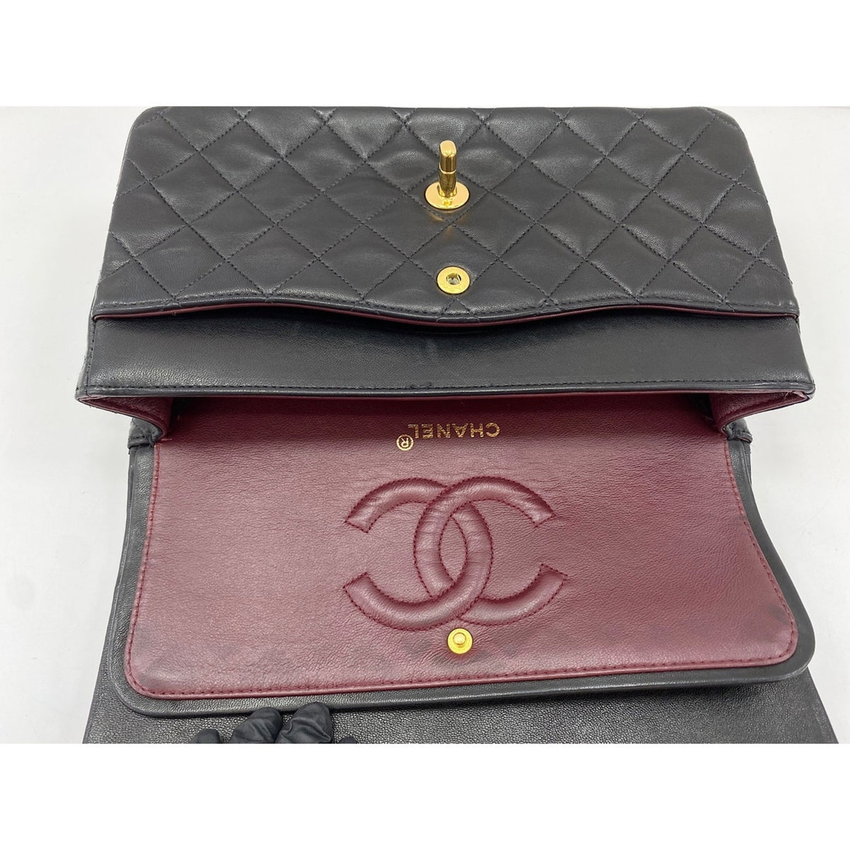 Chanel Matelasse Black Shoulder Bag (Pre-Owned)
