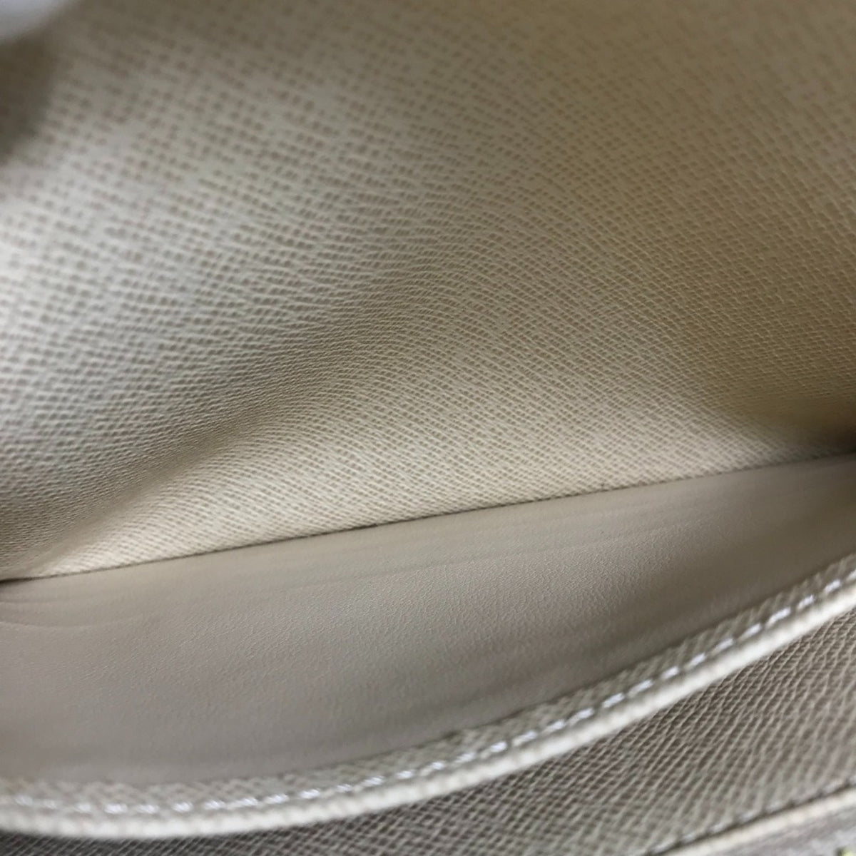 Louis Vuitton Damier Azur Damier Azur White Damier Azur Long Wallet (Bi-Fold) (Pre-Owned)