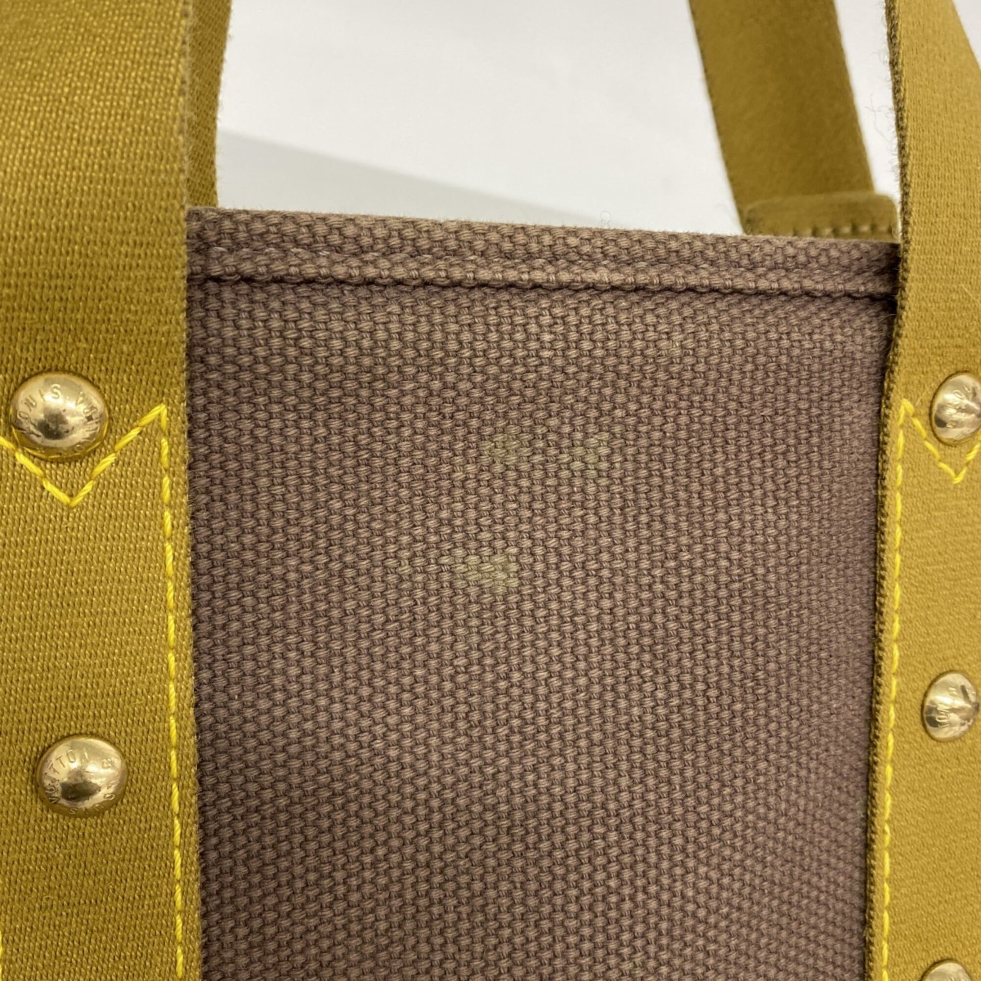 Louis Vuitton Brown Tote Bag (Pre-Owned)
