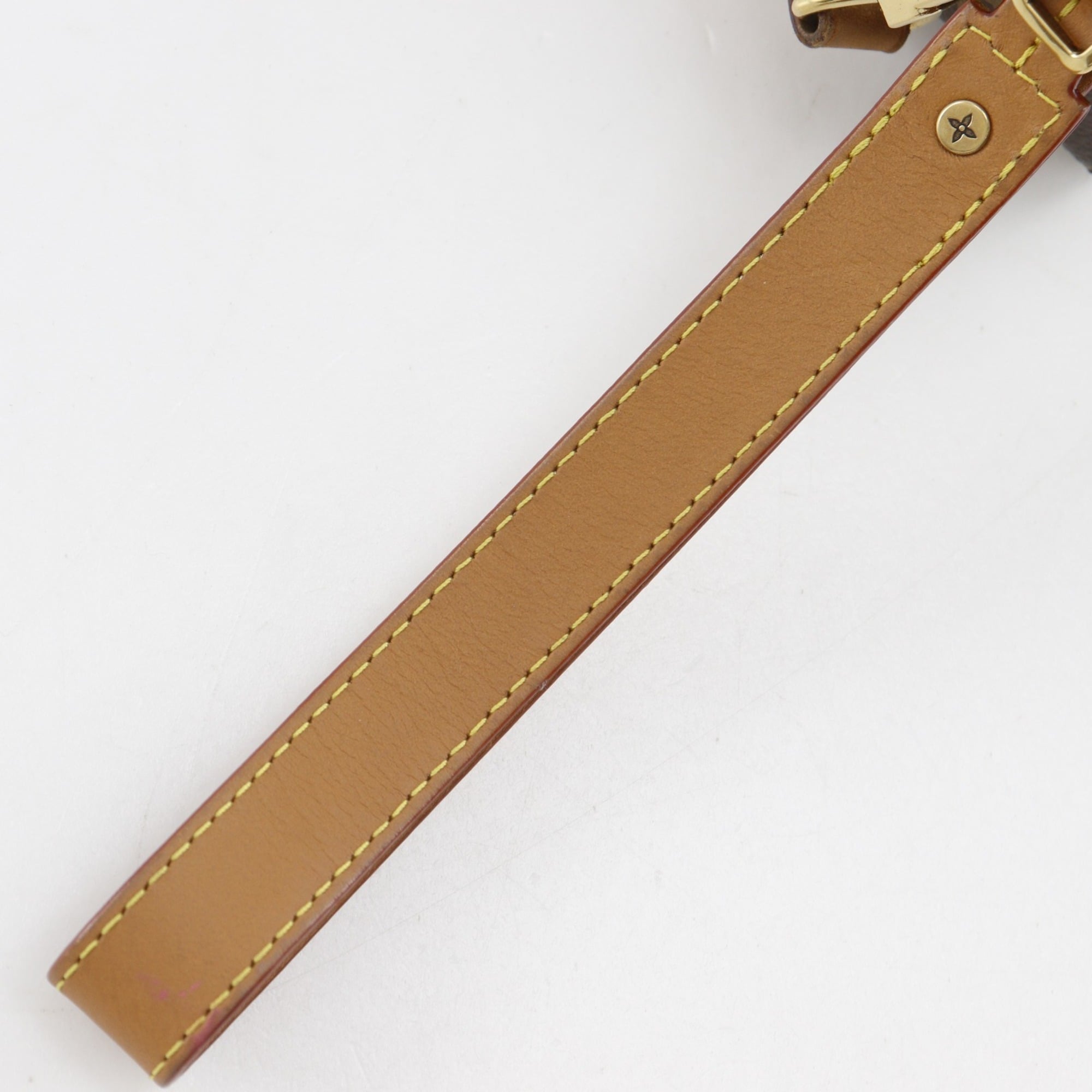 Louis Vuitton Brown Monogram Monogram Shoulder Bag (Pre-Owned)
