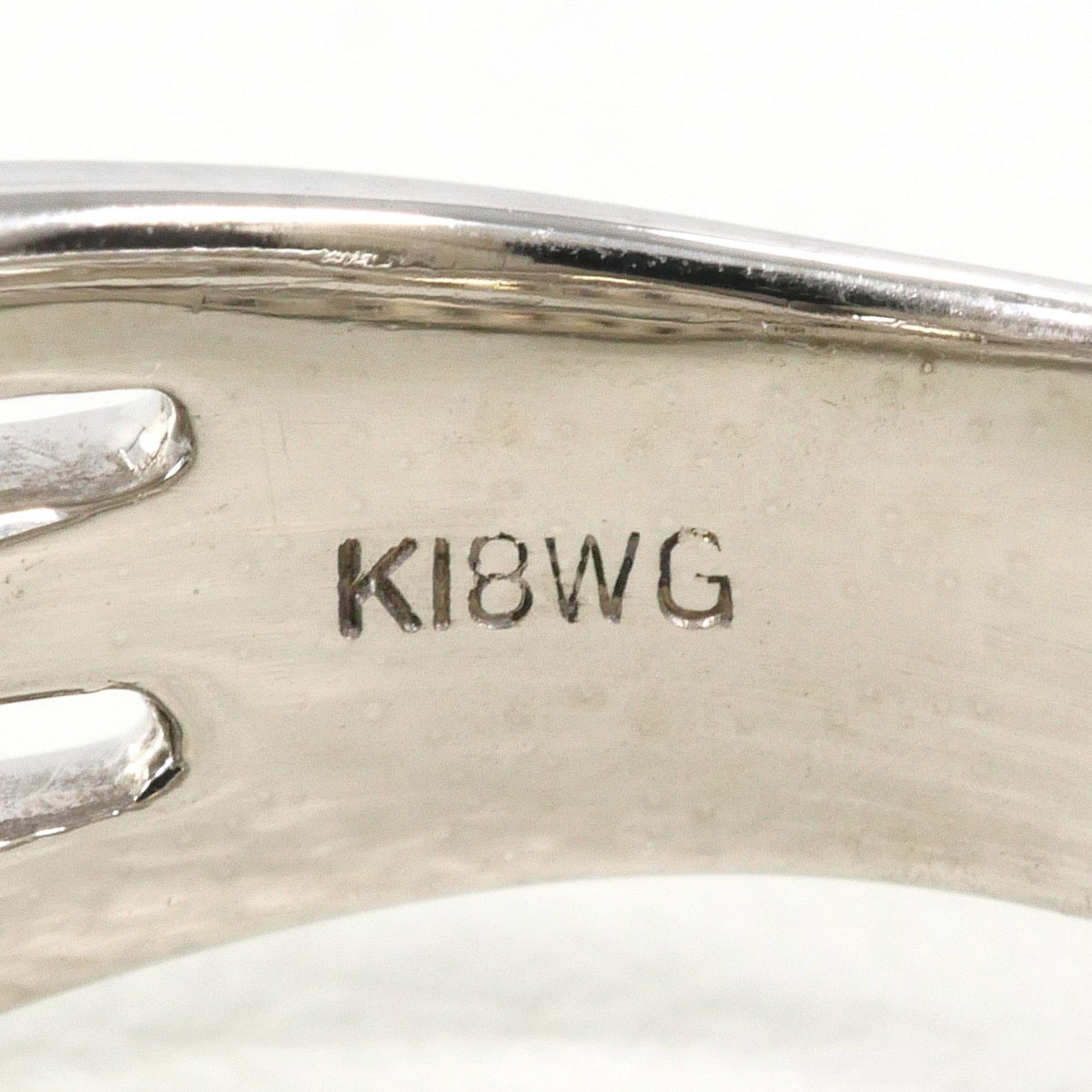 Unbranded White Gold White Gold (18K) Band Ring (Pre-Owned)