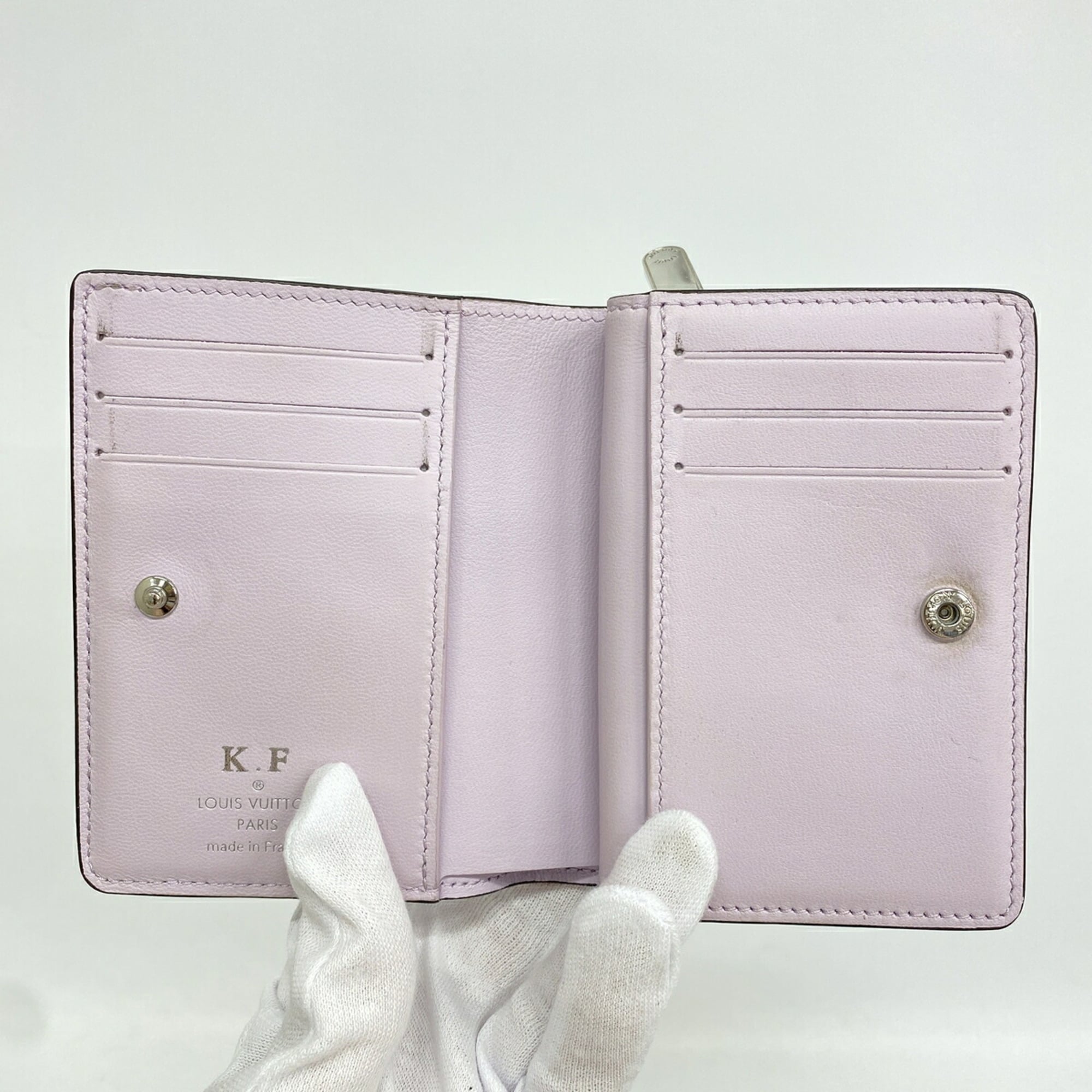 Louis Vuitton Blanc Wallet (Bi-Fold) (Pre-Owned)