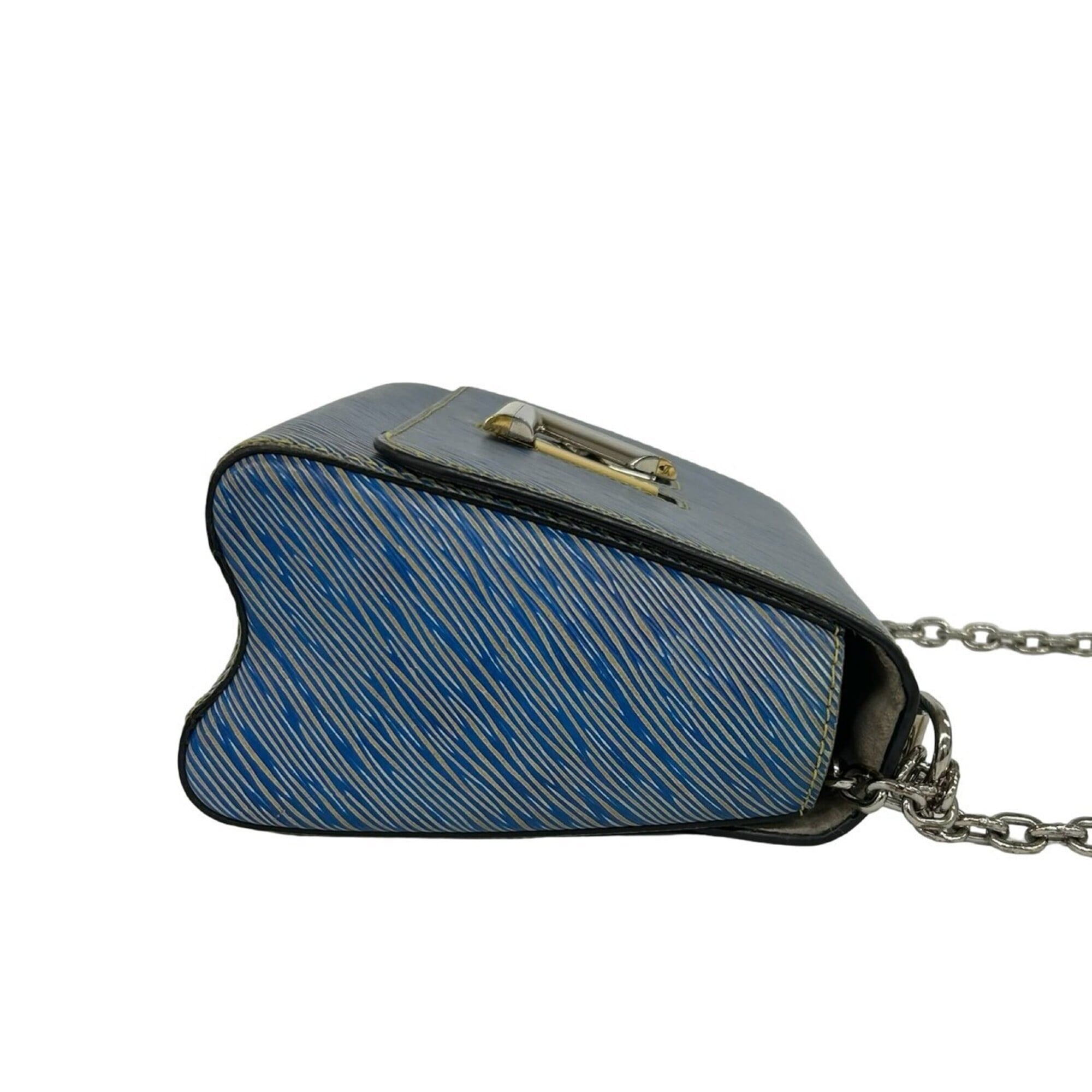 Louis Vuitton Blue Leather Pochette Shoulder Bag (Pre-Owned)