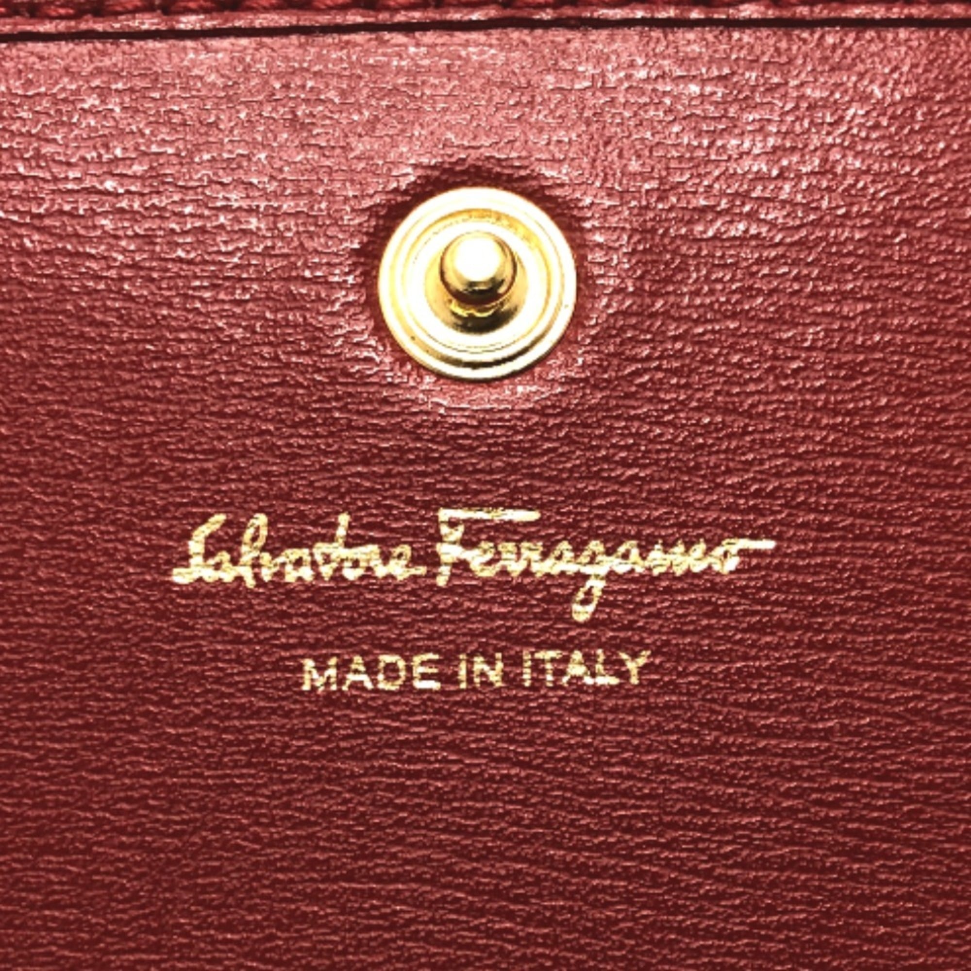 Salvatore Ferragamo Beige Gold Red Color Leather Wallet (Bi-Fold) (Pre-Owned)