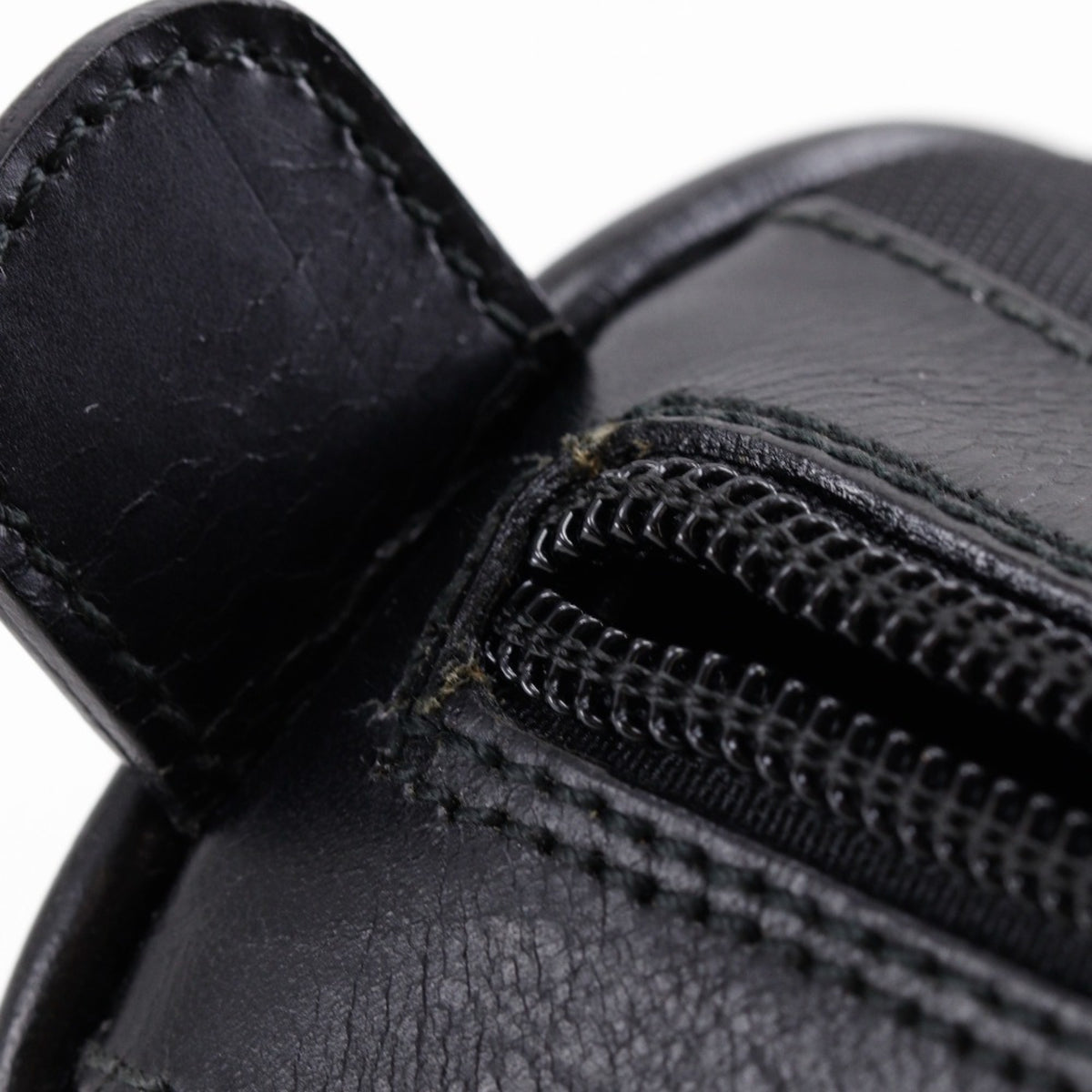 Gucci Black Nylon Canvas Pouch (Pre-Owned)