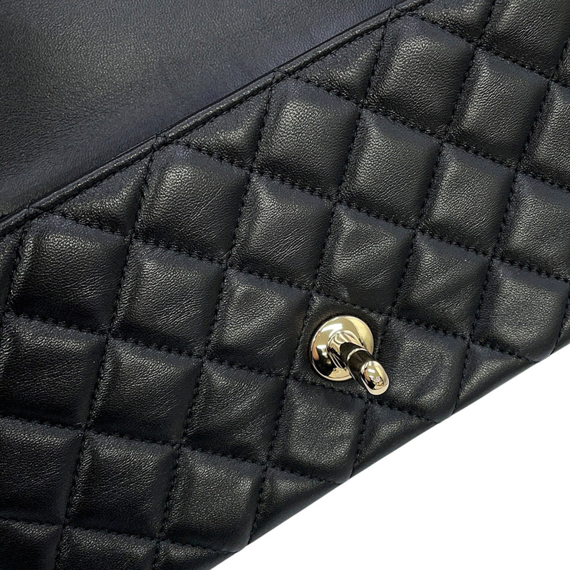 Chanel Matelasse Black Leather Handbag Shoulder Bag (Pre-Owned)