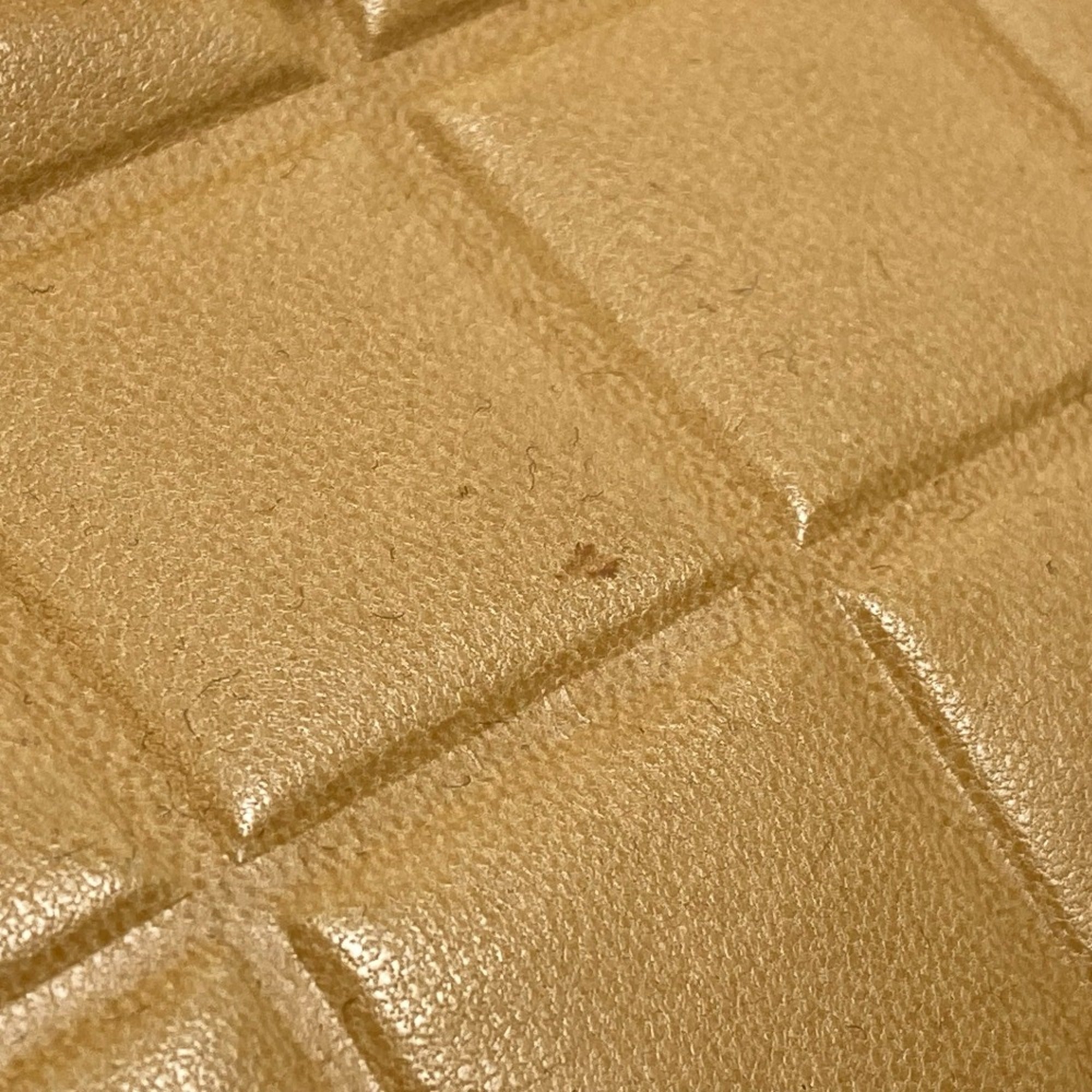 Chanel Beige Leather Tote Bag (Pre-Owned)