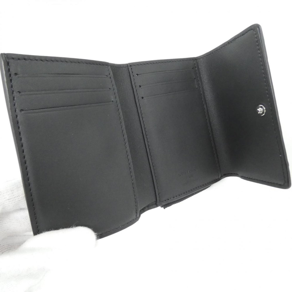 Louis Vuitton Black Leather Wallet (Tri-Fold) (Pre-Owned)