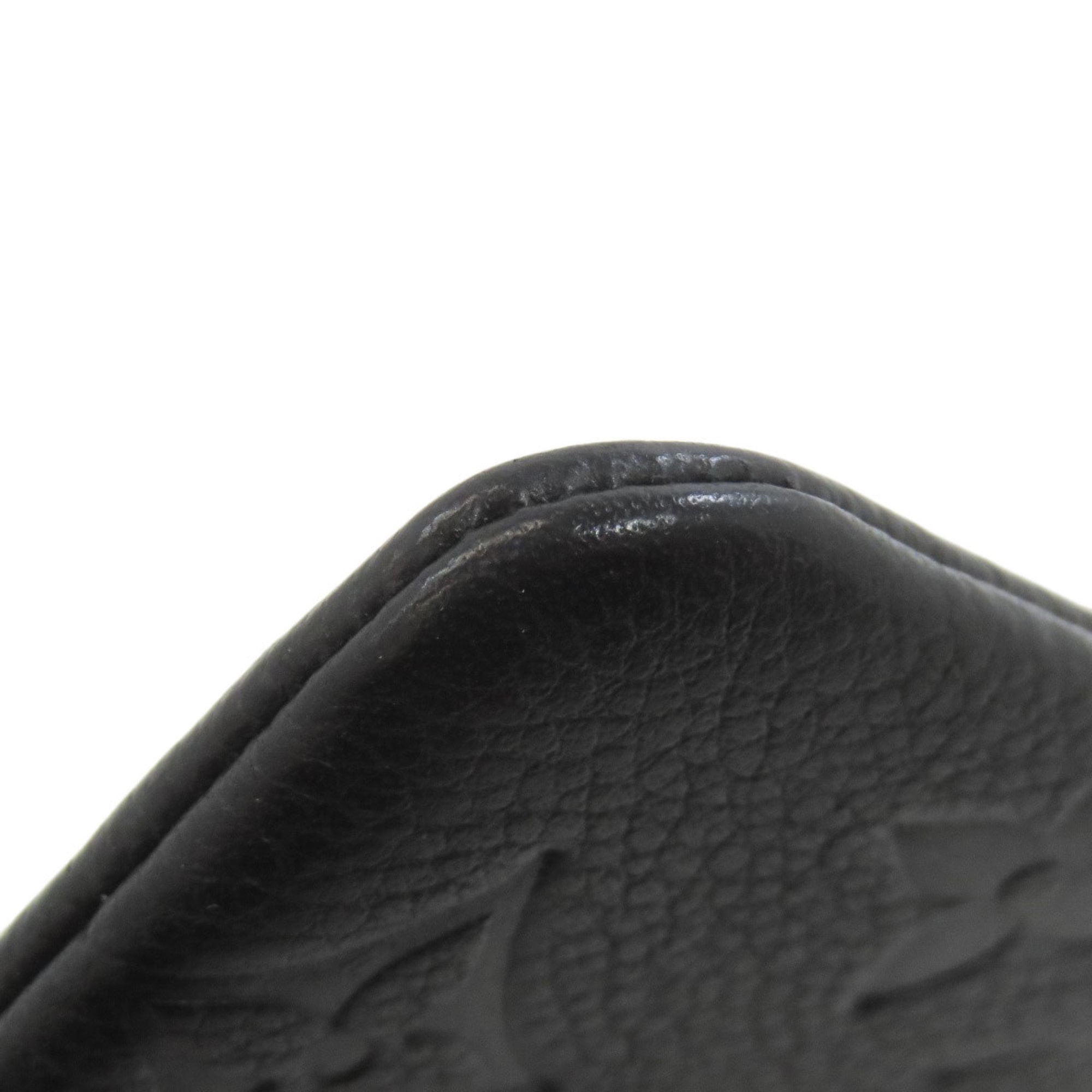 Louis Vuitton Black Pochette (Pre-Owned)