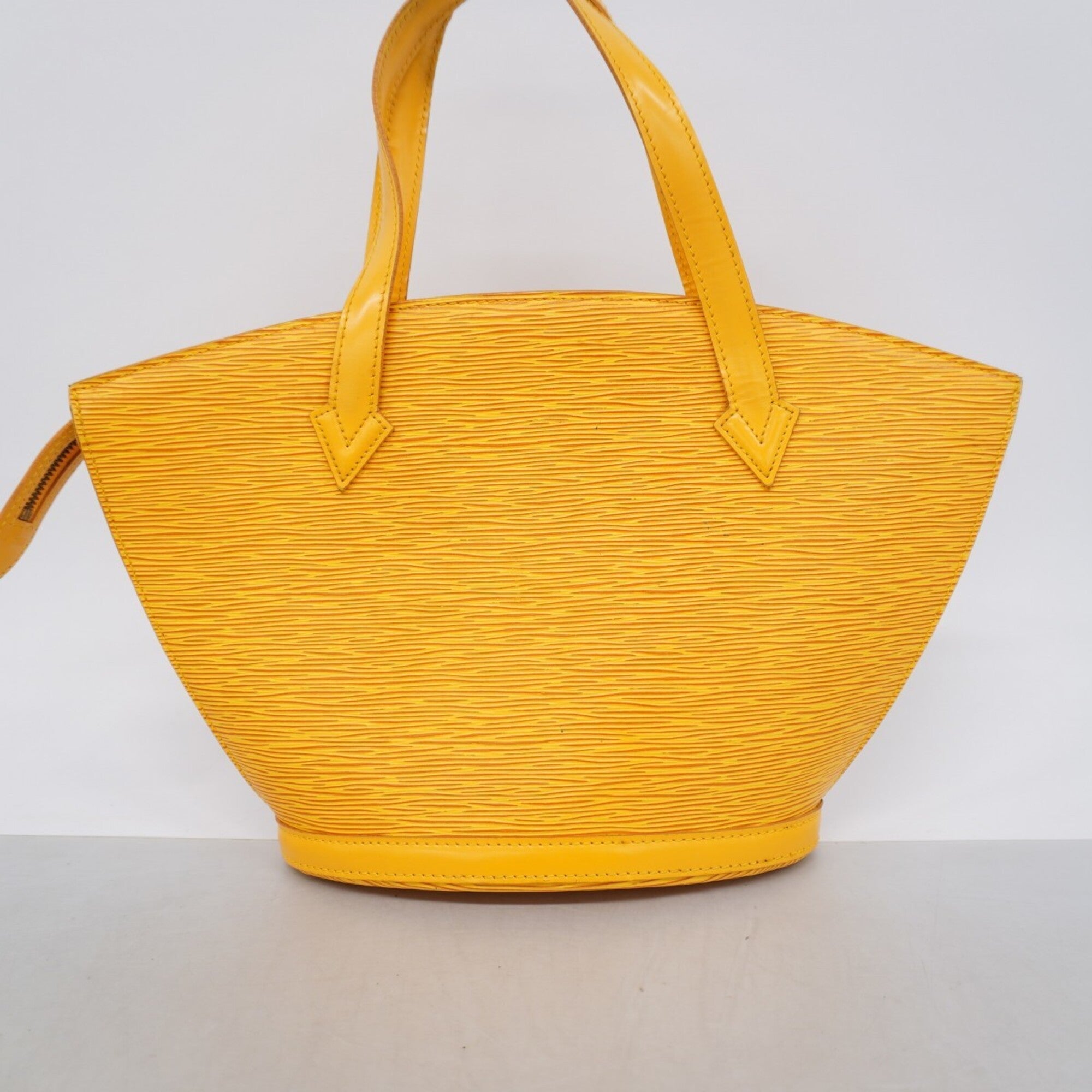 Louis Vuitton Jaune Handbag (Pre-Owned)