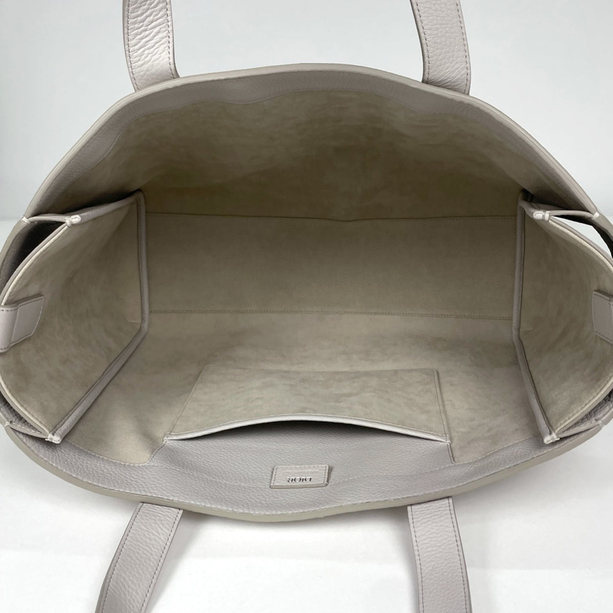 Christian Dior Light Gray Leather Tote Bag (Pre-Owned)