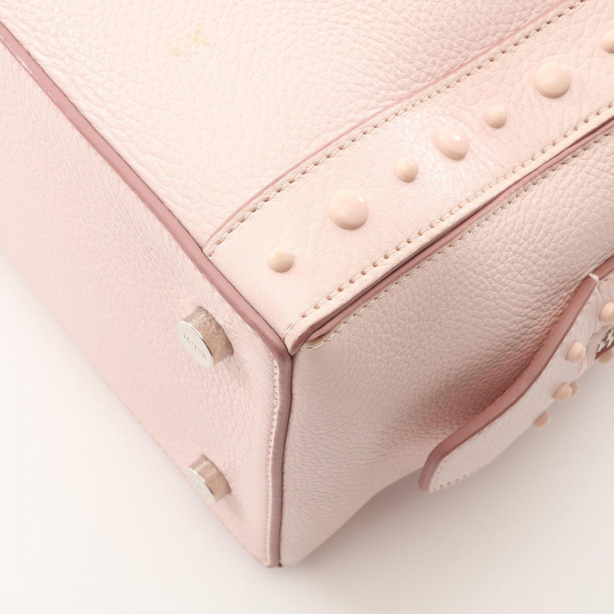 Tod's Pink Leather Handbag (Pre-Owned)
