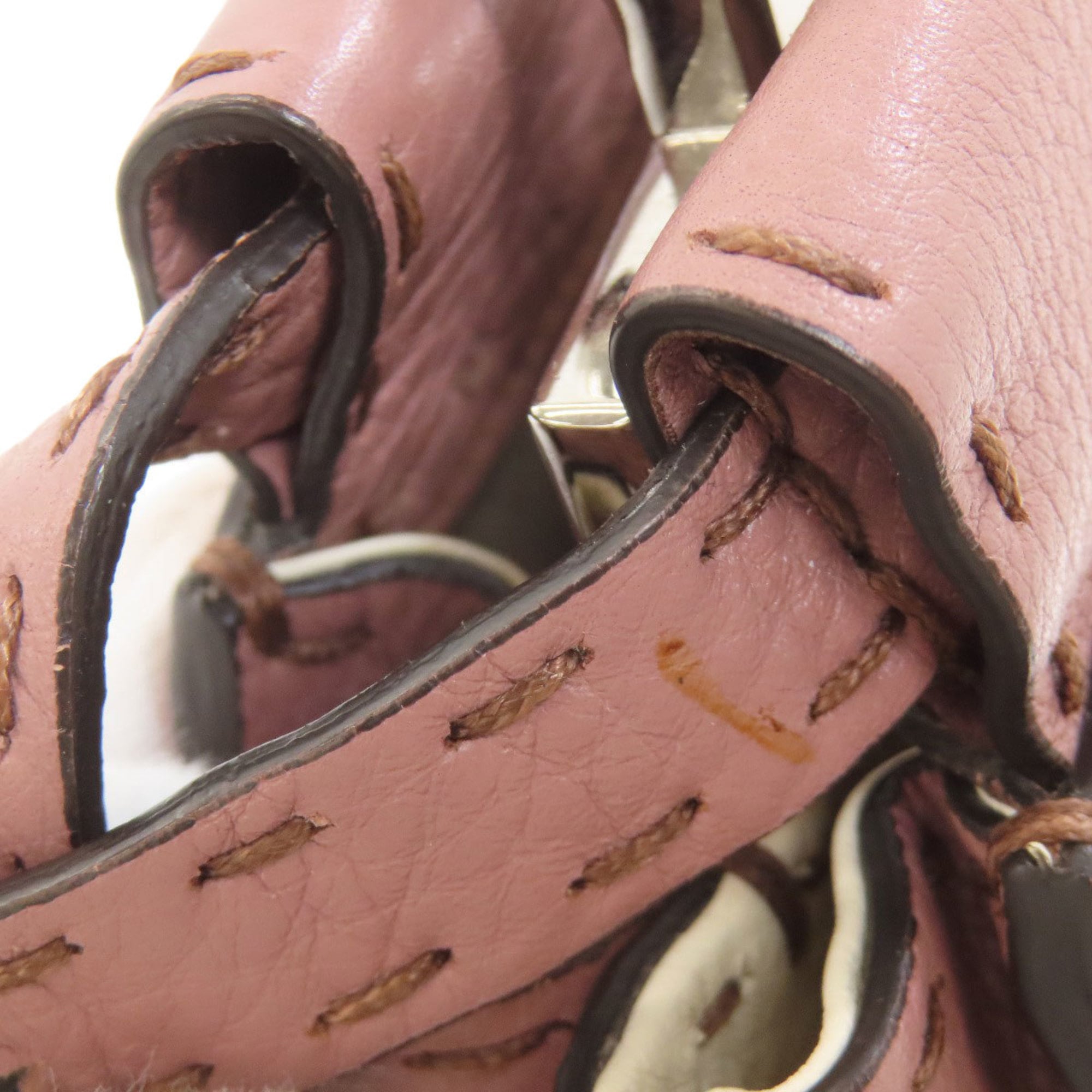 Fendi Pink Leather Handbag (Pre-Owned)