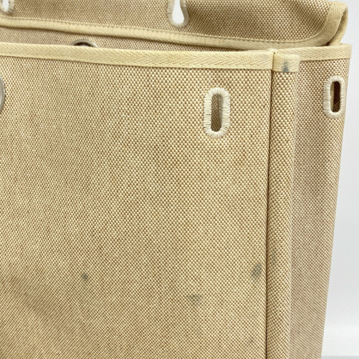 Hermes Natural Toile H Handbag (Pre-Owned)