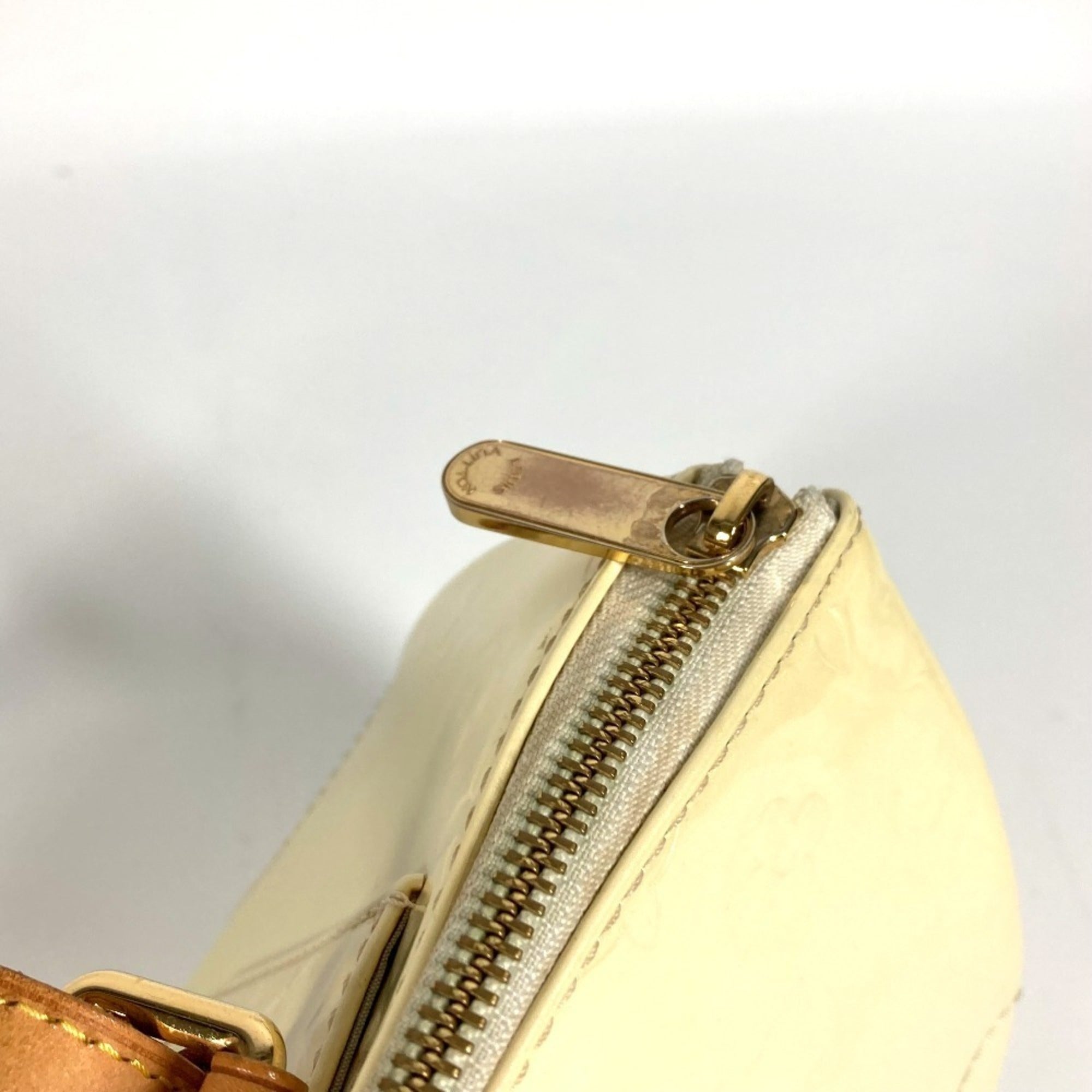 Louis Vuitton Pearl White Monogram Vernis Handbag Shoulder Bag Tote Bag (Pre-Owned)