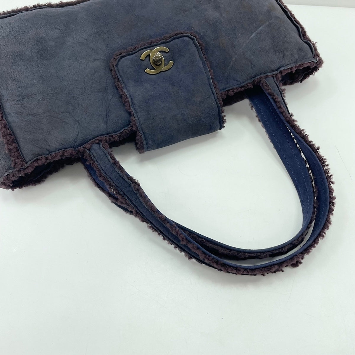 Chanel Navy Handbag (Pre-Owned)