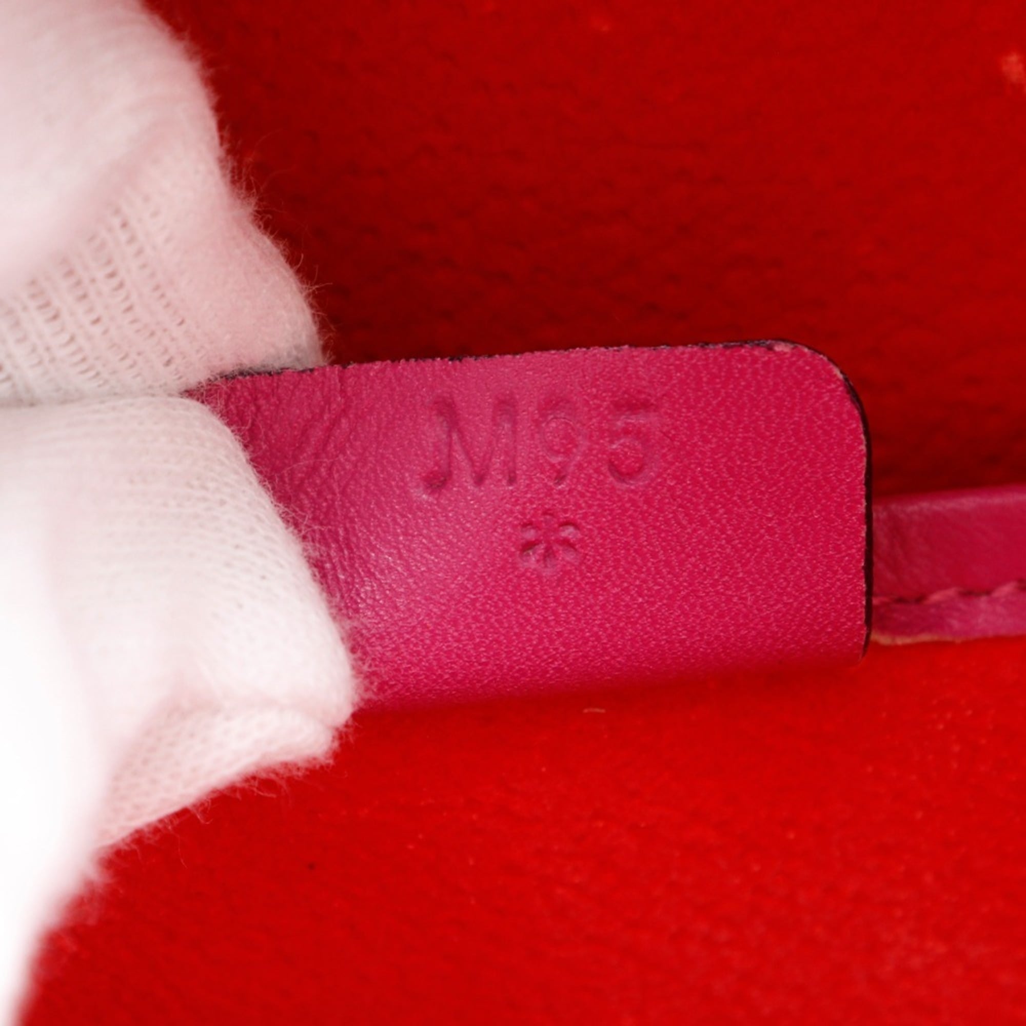 Celine Pink Leather Handbag (Pre-Owned)