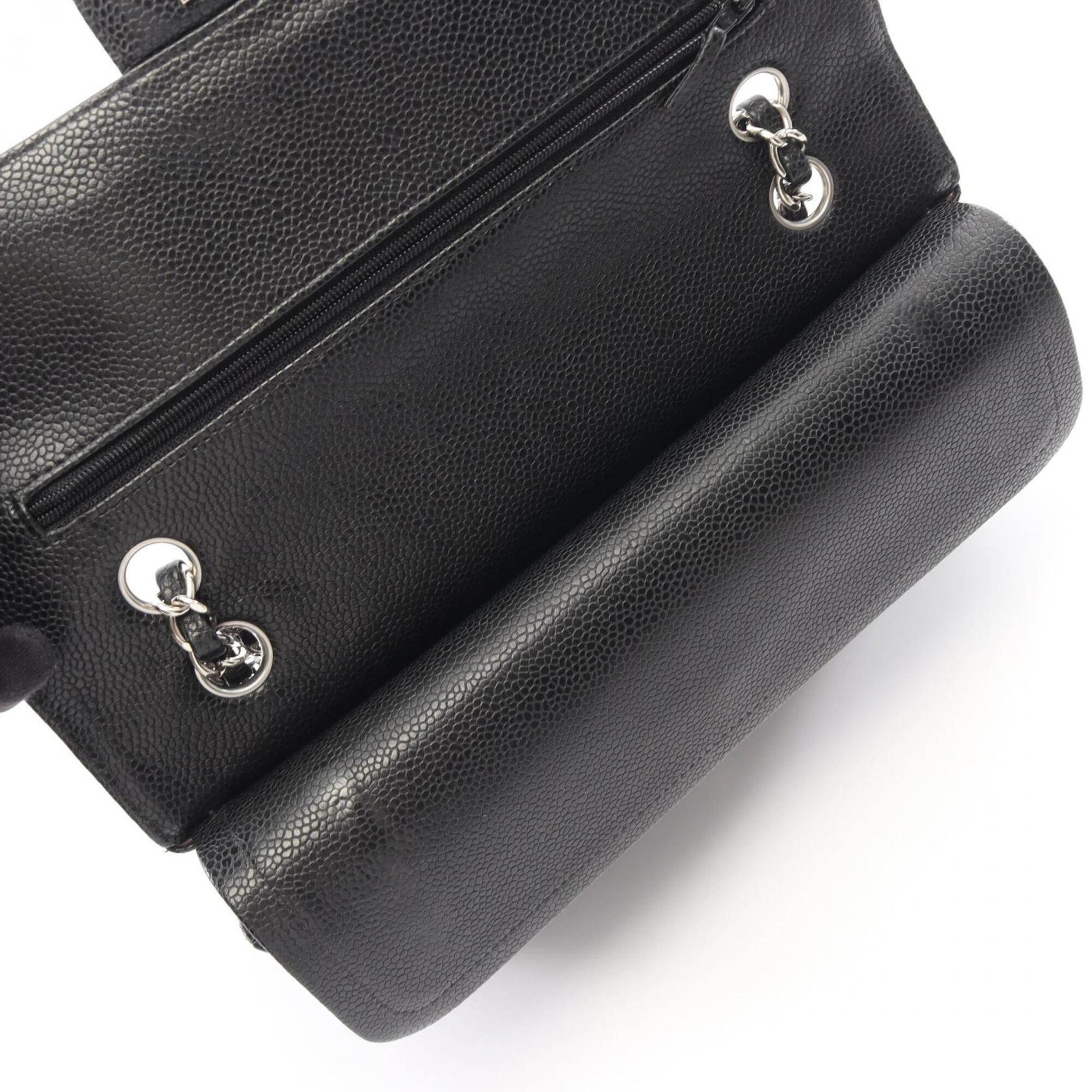 Chanel Black Grained Calfskin Handbag Shoulder Bag (Pre-Owned)
