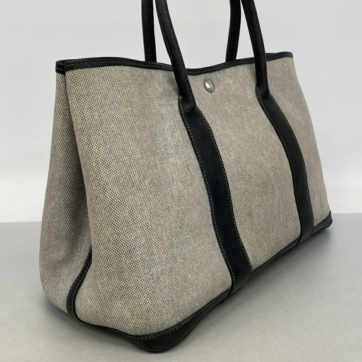 Hermes Black Toile H Tote Bag (Pre-Owned)