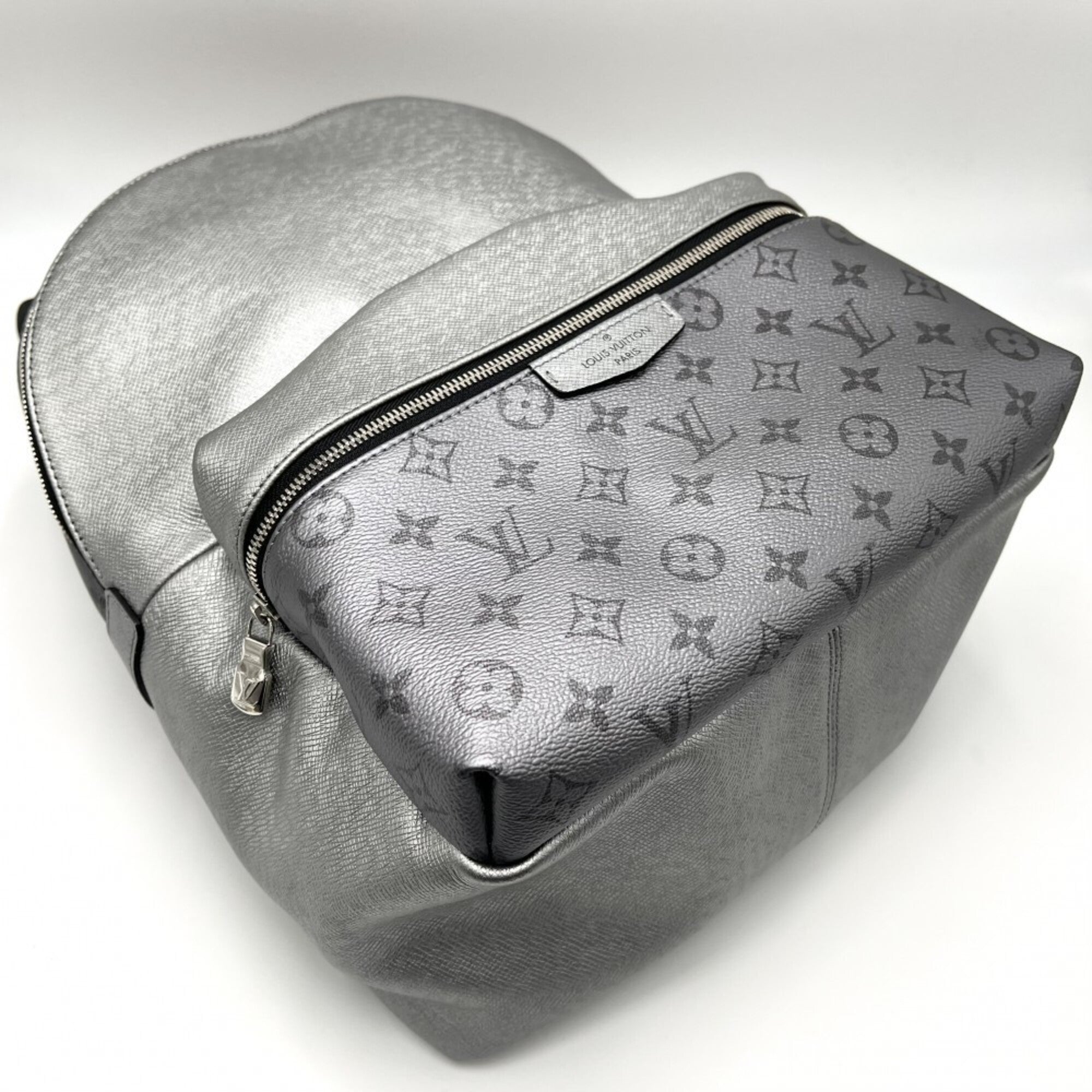 Louis Vuitton Taiga Metallic Gray Monogram Eclipse Backpack (Pre-Owned)